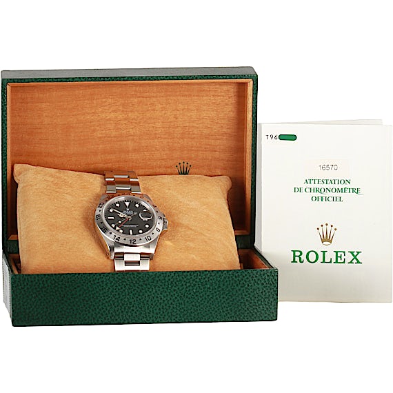 Rolex Explorer II 16570 Rolex Explorer II 16570