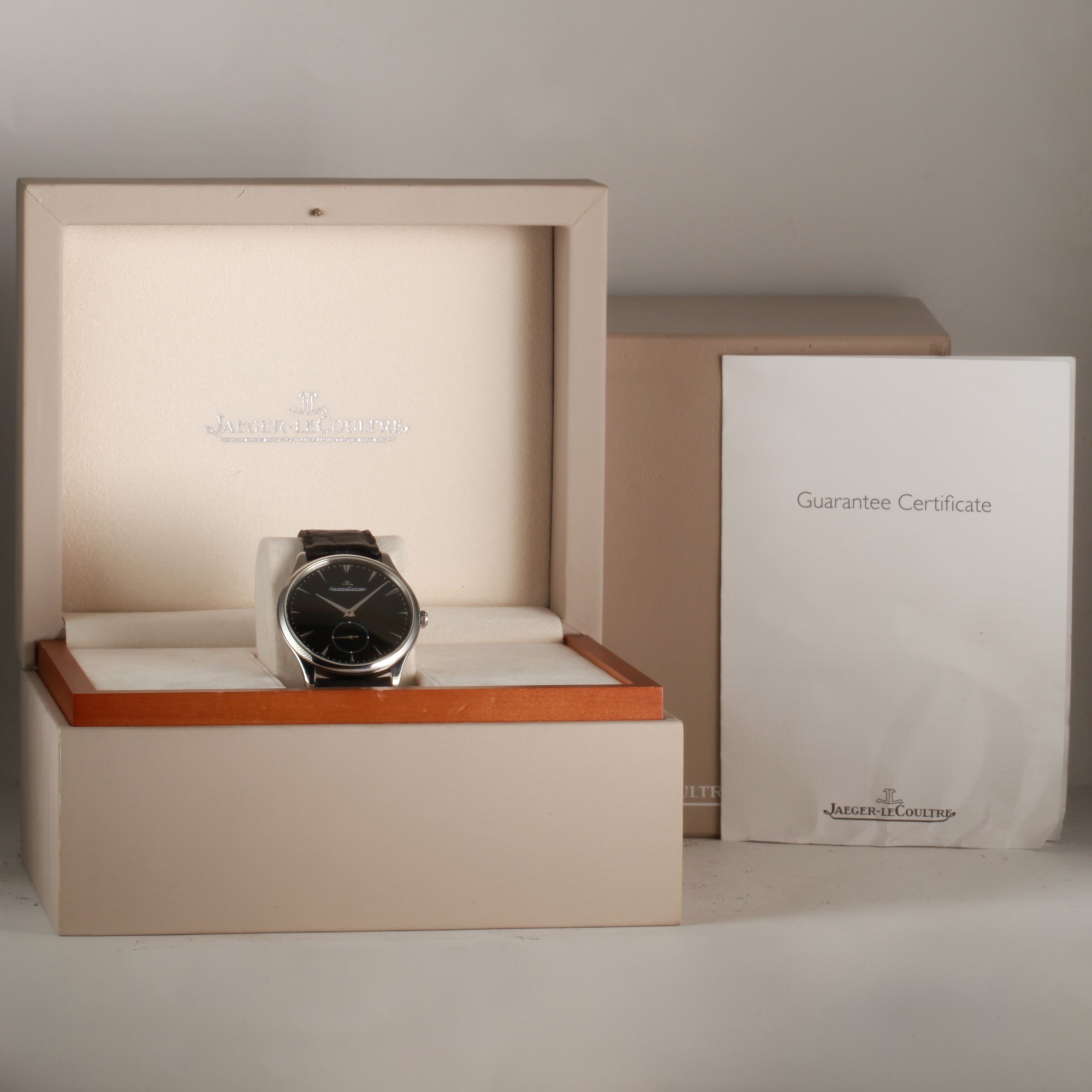 Jaeger Le Coultre Master Grande Ultra Thin 174.8.90.S