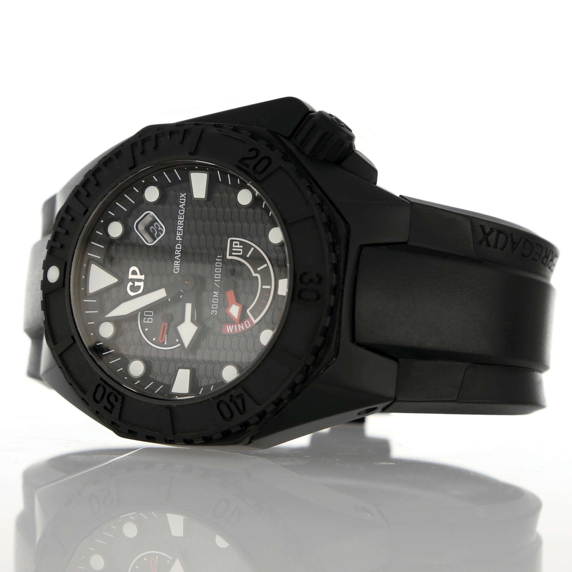 Girard Perregaux Sea Hawk 49960-32-632-FK6A