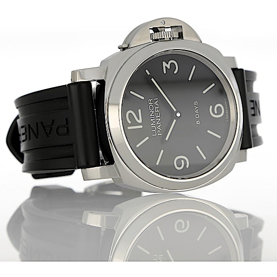 Panerai Luminor PAM00560  Panerai Luminor PAM00560