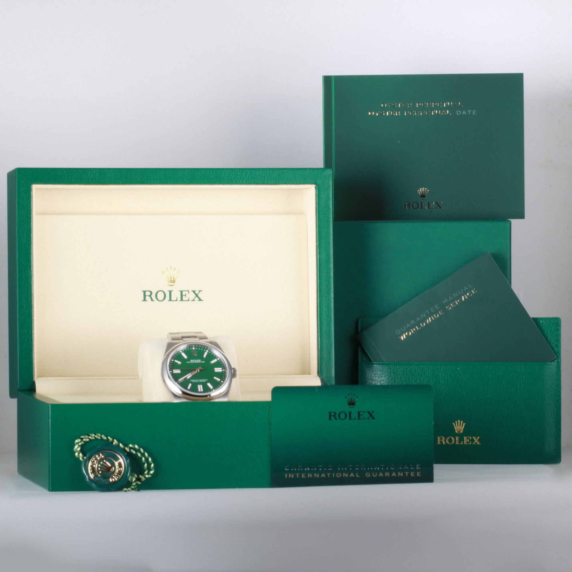 Rolex Oyster Perpetual 124300