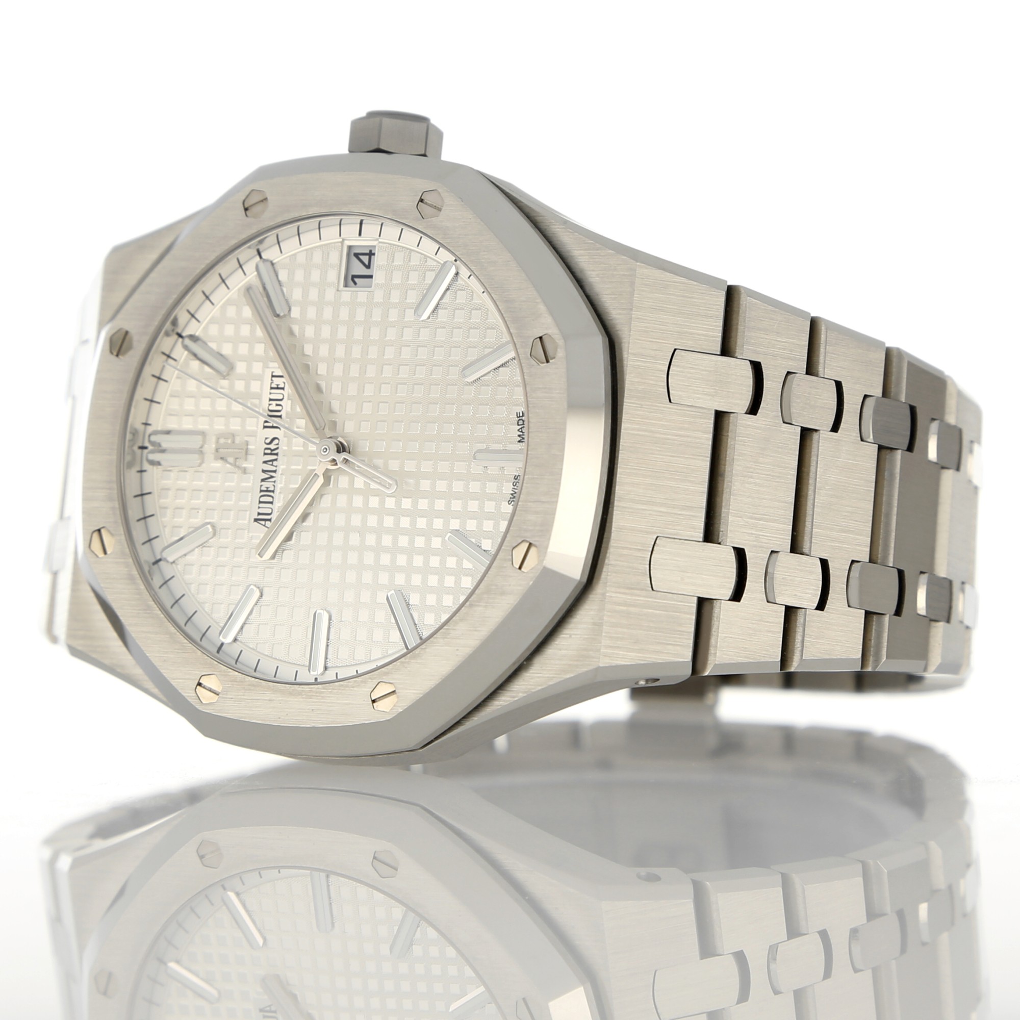 Audemars Piguet Royal Oak 15500ST.OO.1220ST.04