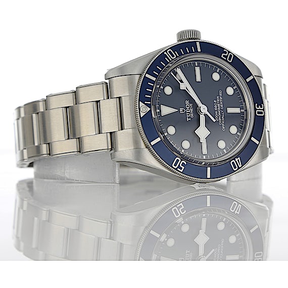 Tudor Black Bay 79030B Tudor Black Bay 79030B