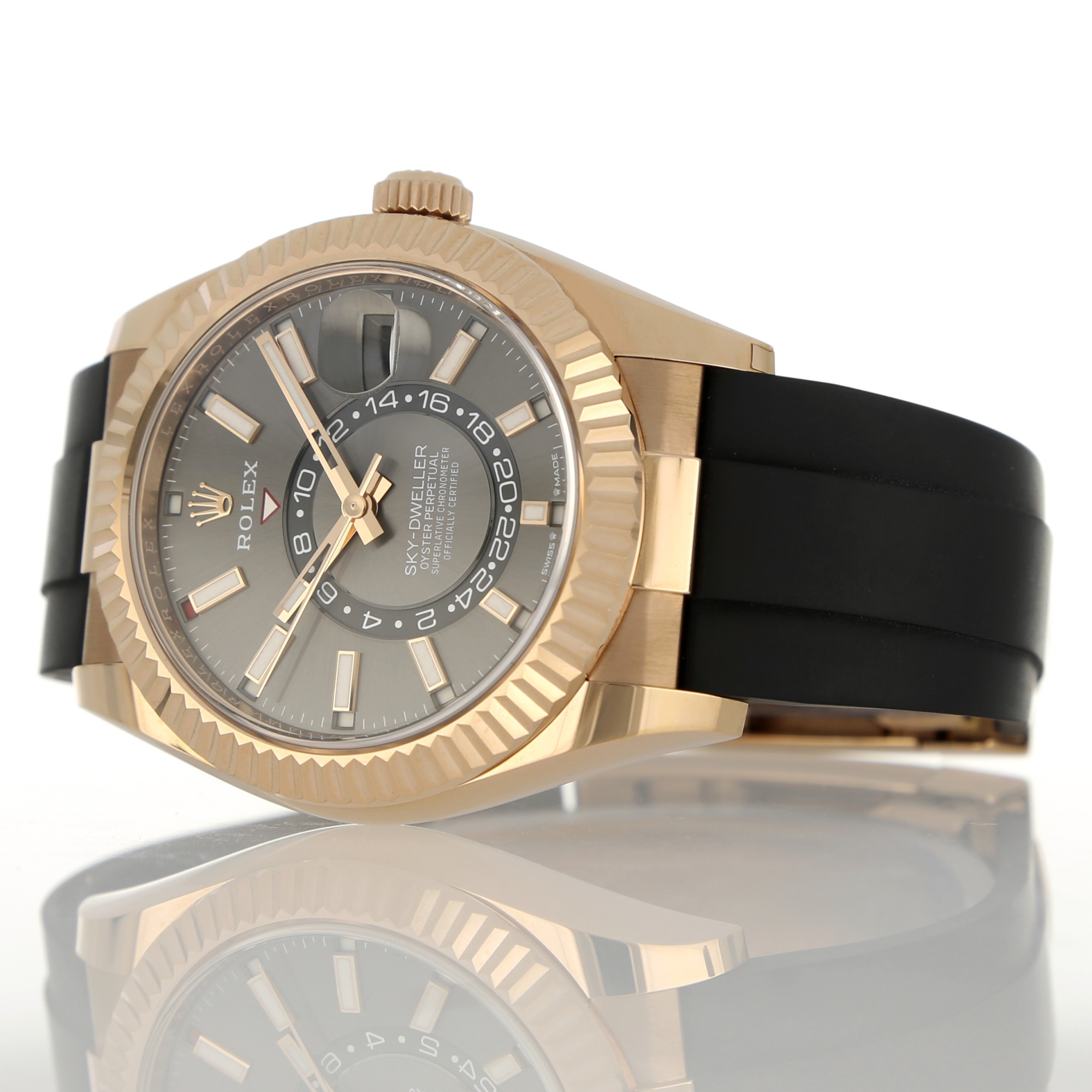 Rolex Sky-Dweller 336235