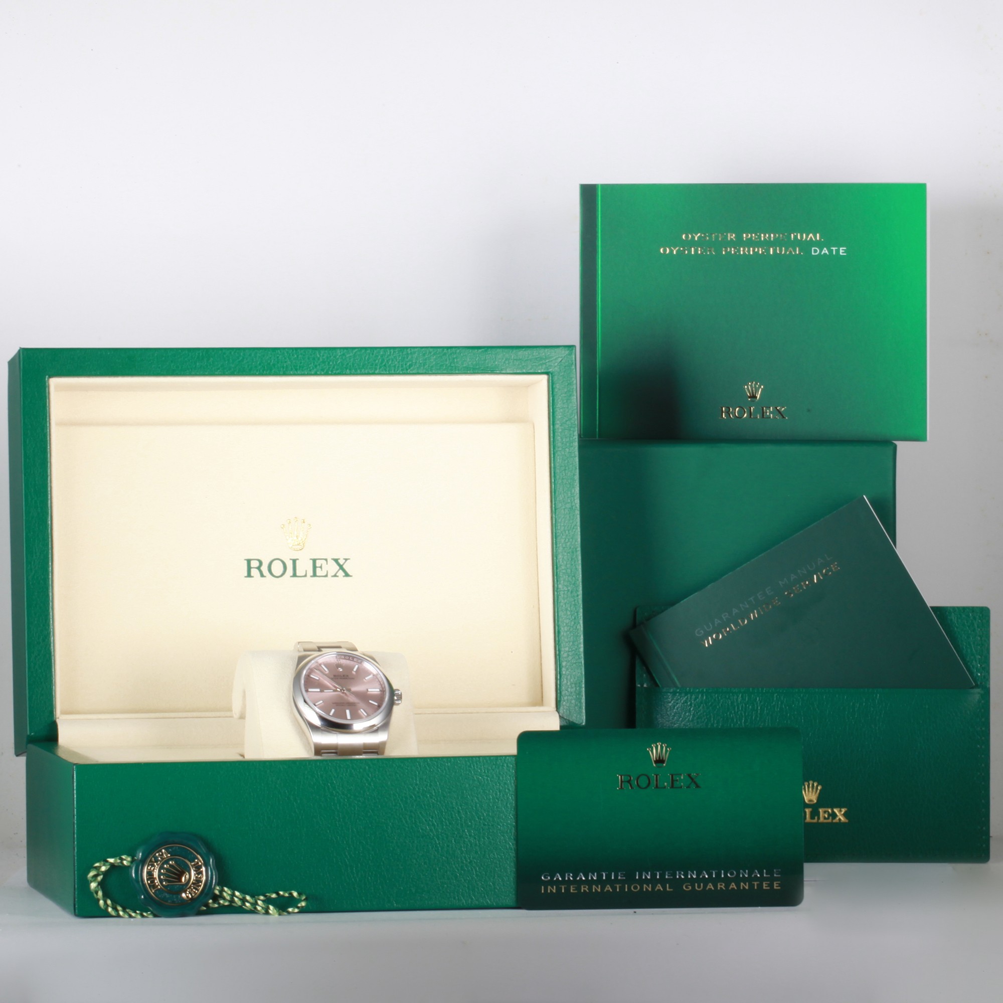 Rolex Oyster Perpetual 124200