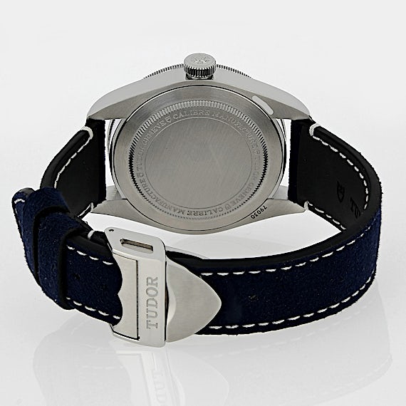 Tudor Black Bay 79030B  Tudor Black Bay 79030B