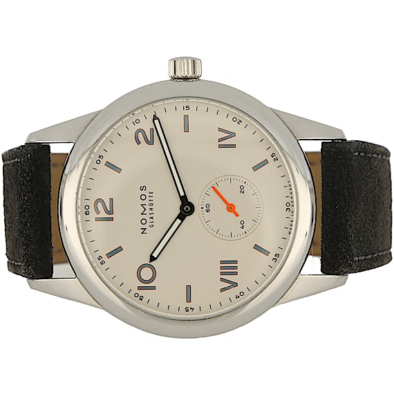 Nomos Club 737 Nomos Club 737