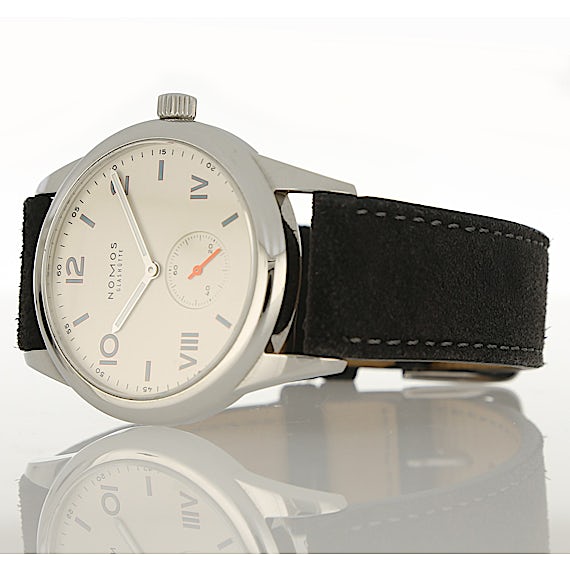 Nomos Club 737 Nomos Club 737