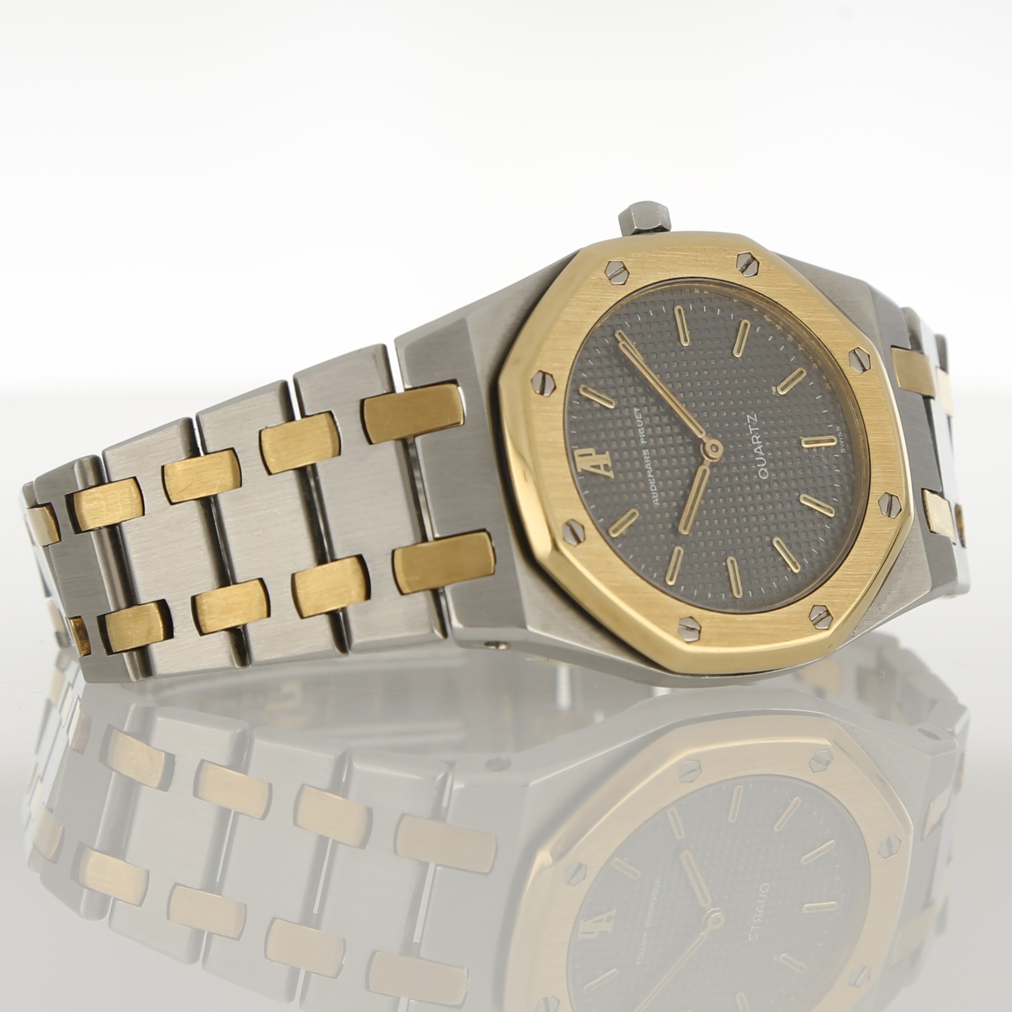 Audemars Piguet Royal Oak Lady 6008SA