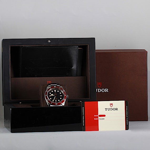 Tudor Black Bay 79220R Tudor Black Bay 79220R