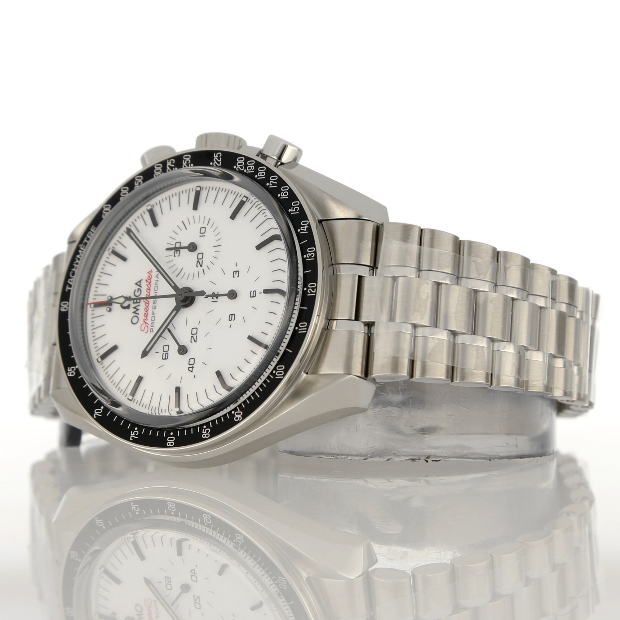Omega Speedmaster 31030425004001