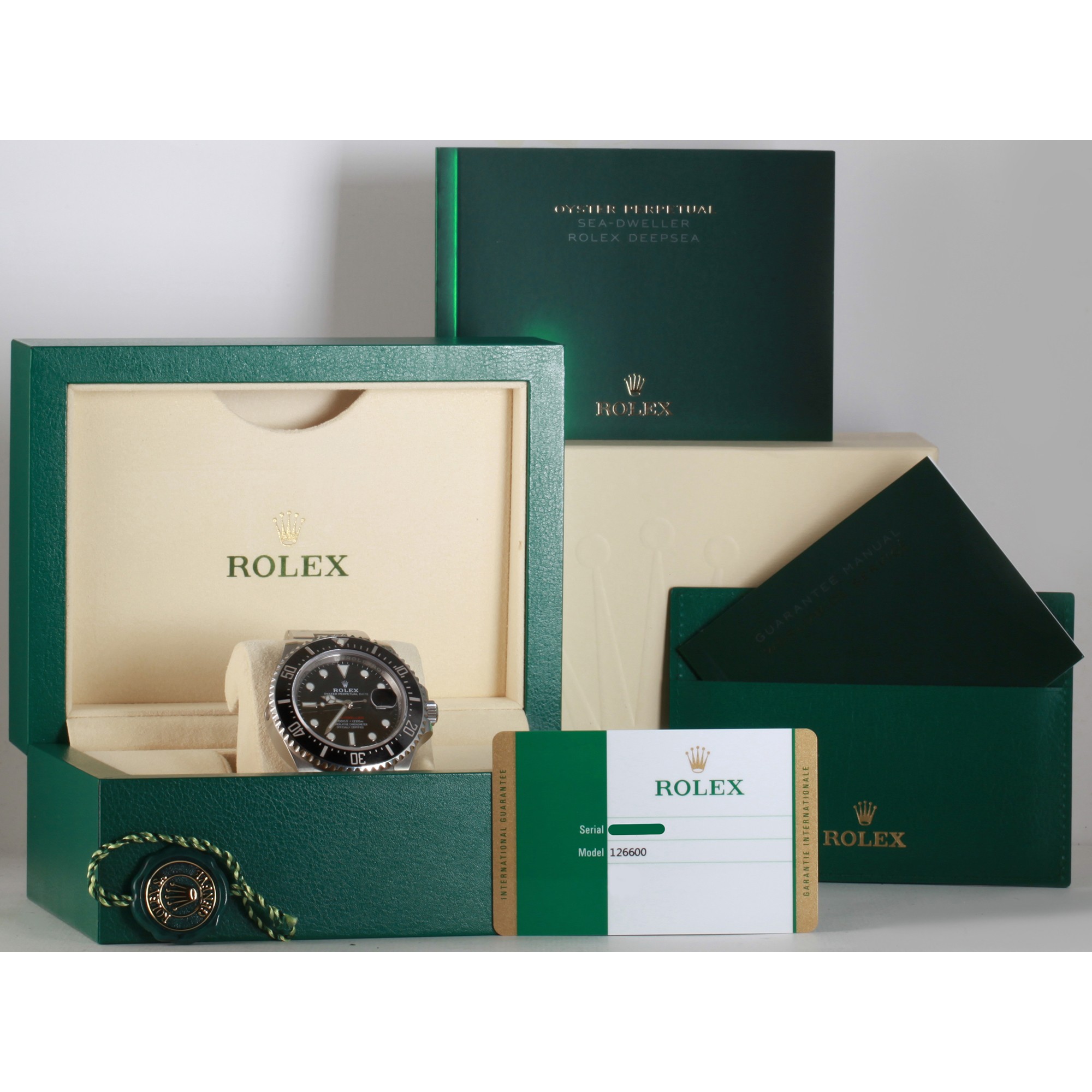 Rolex Sea-Dweller 126600