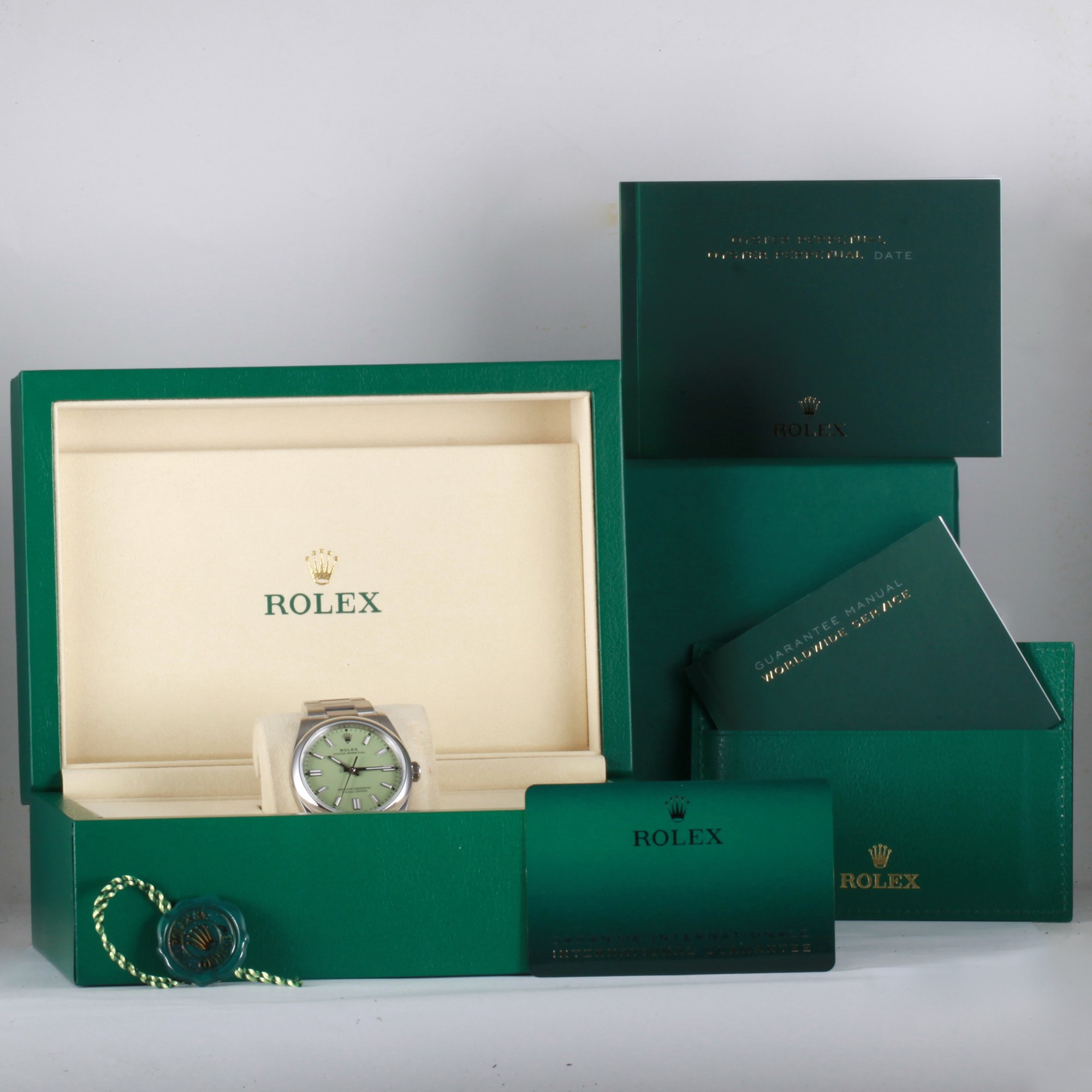 Rolex Oyster Perpetual 126000