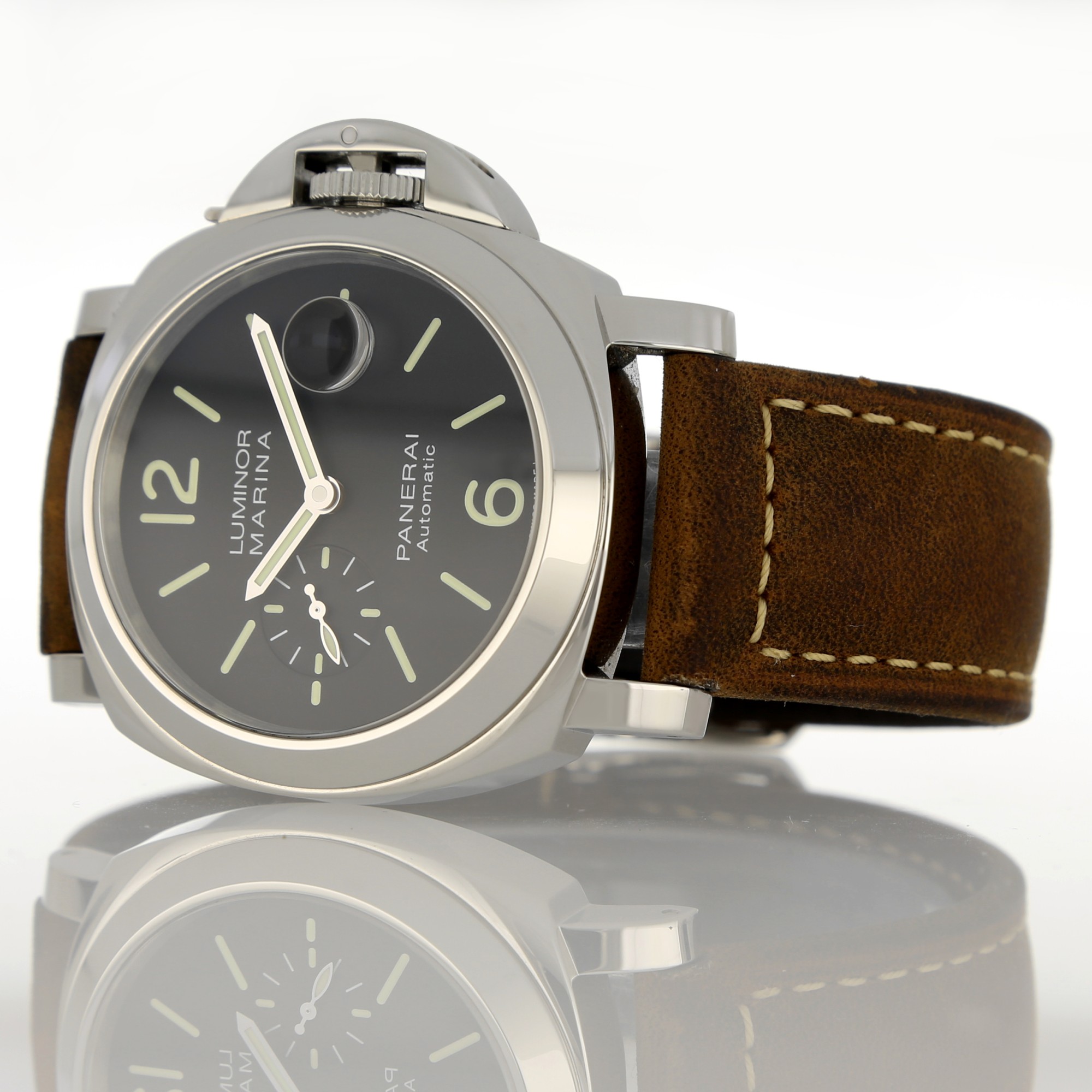 Panerai Luminor PAM01104