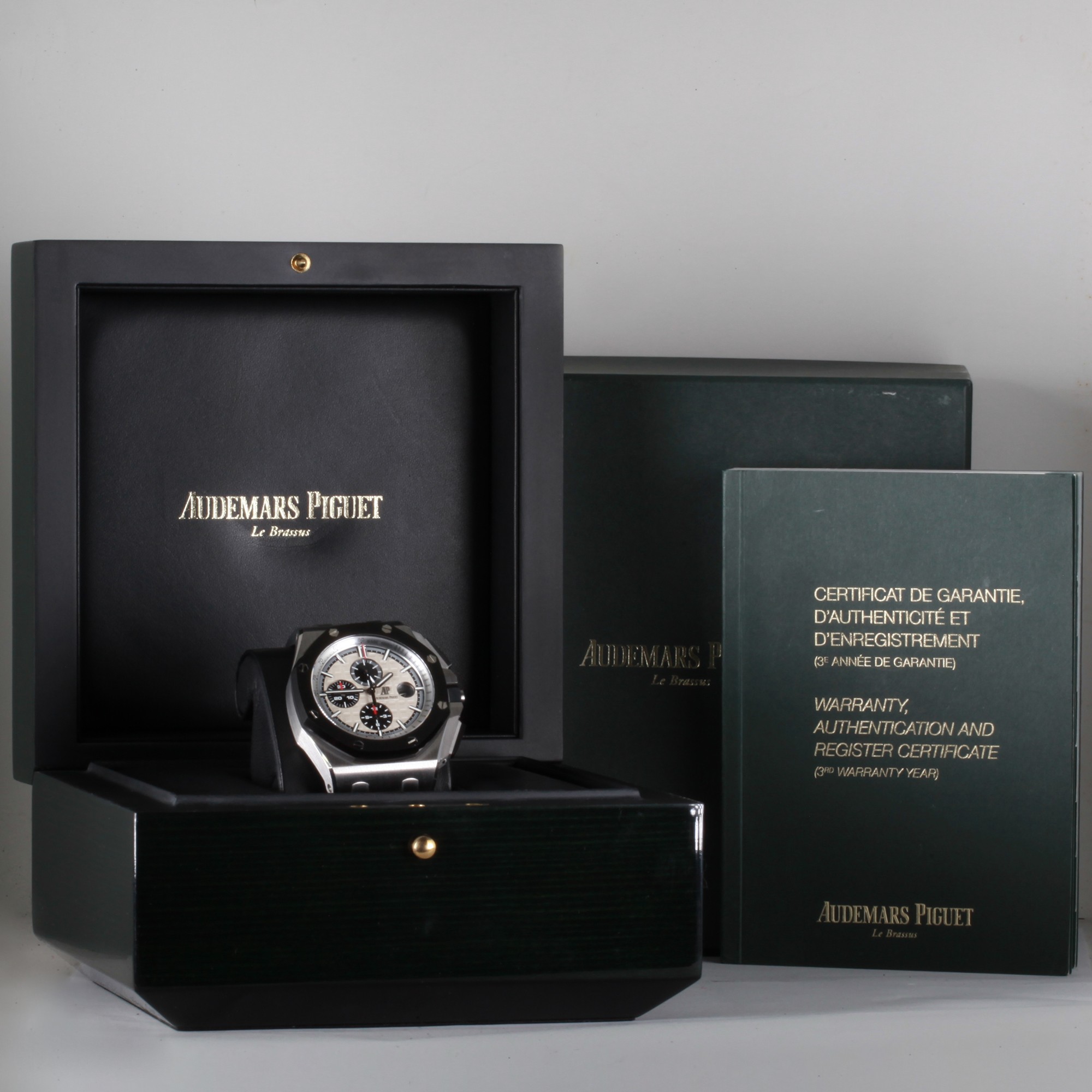 Audemars Piguet Royal Oak 26400SO.OO.A002CA.01