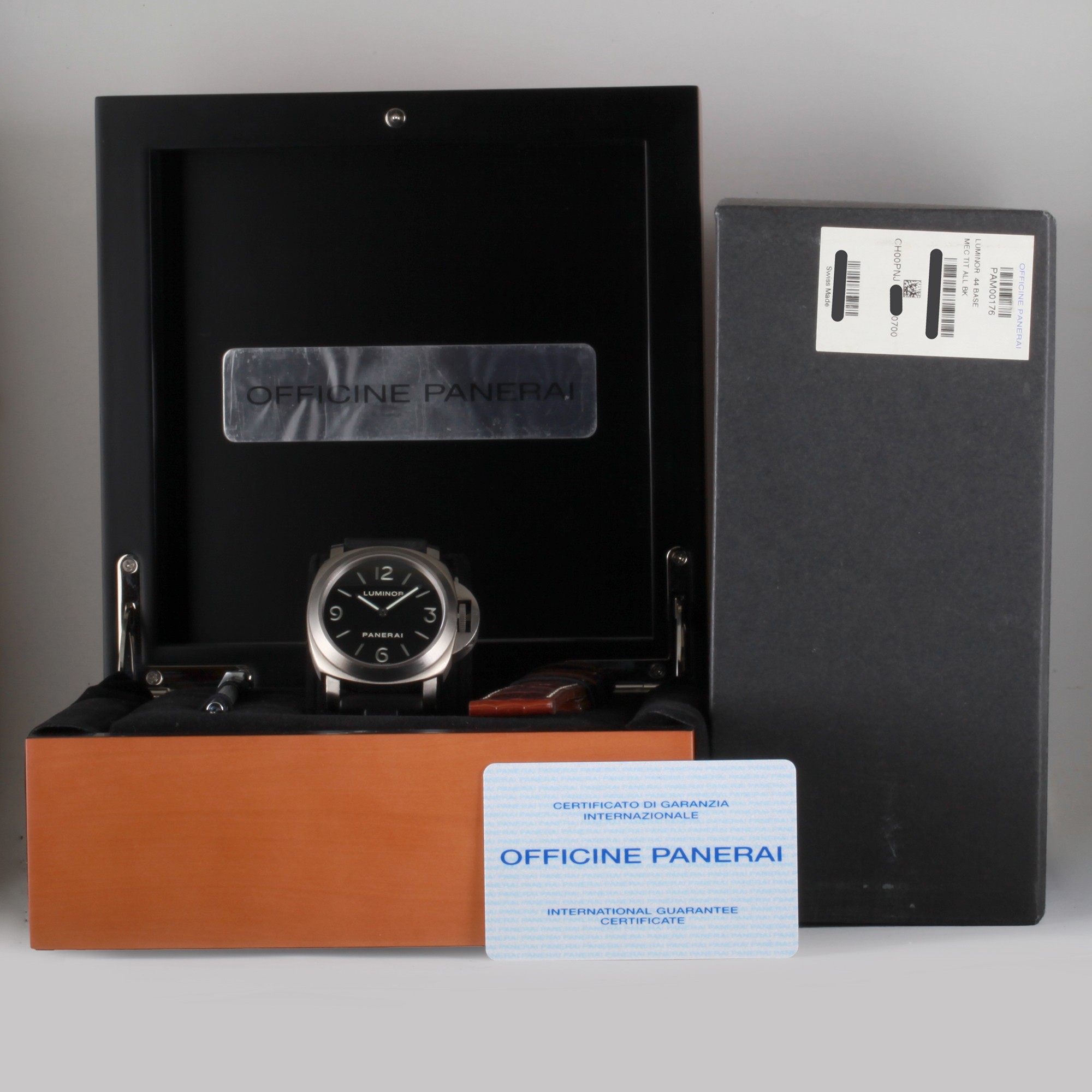 Panerai Luminor PAM00176