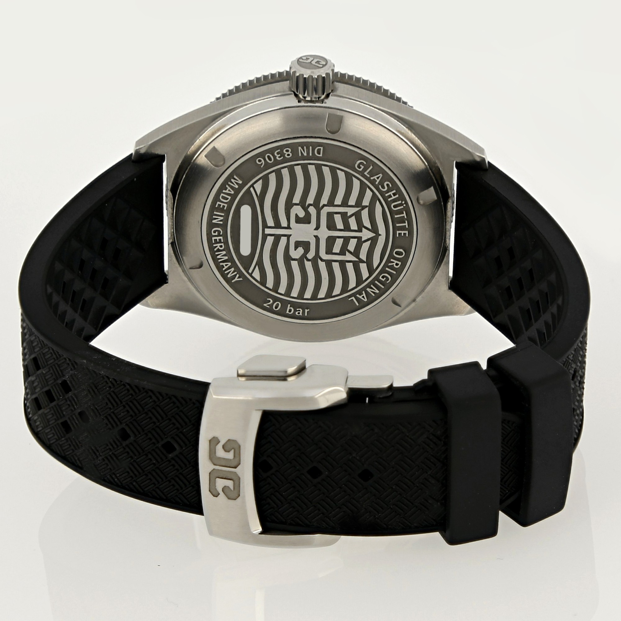 Glashütte SeaQ 1-39-11-09-81