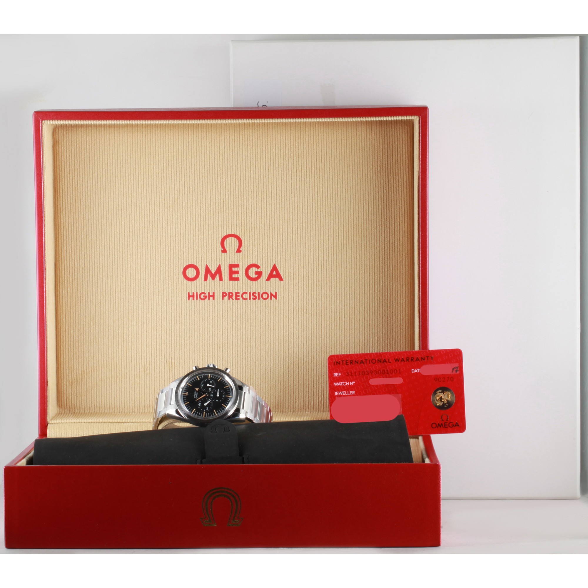 Omega Speedmaster 31110393001001
