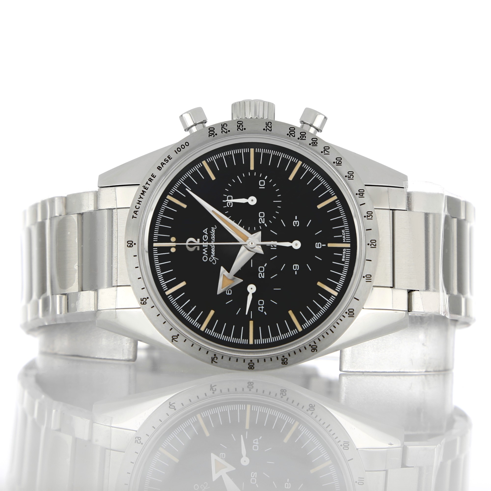 Omega Speedmaster 31110393001001