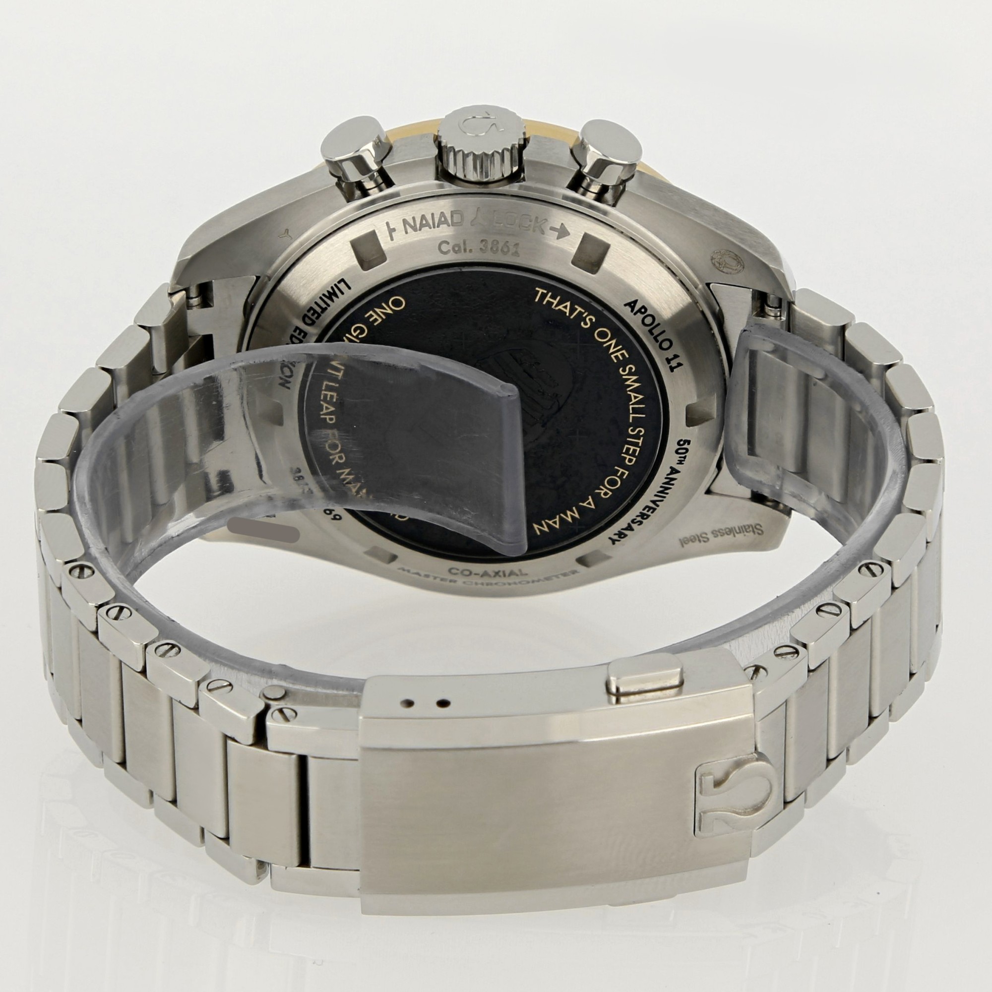 Omega Speedmaster 31020425001001