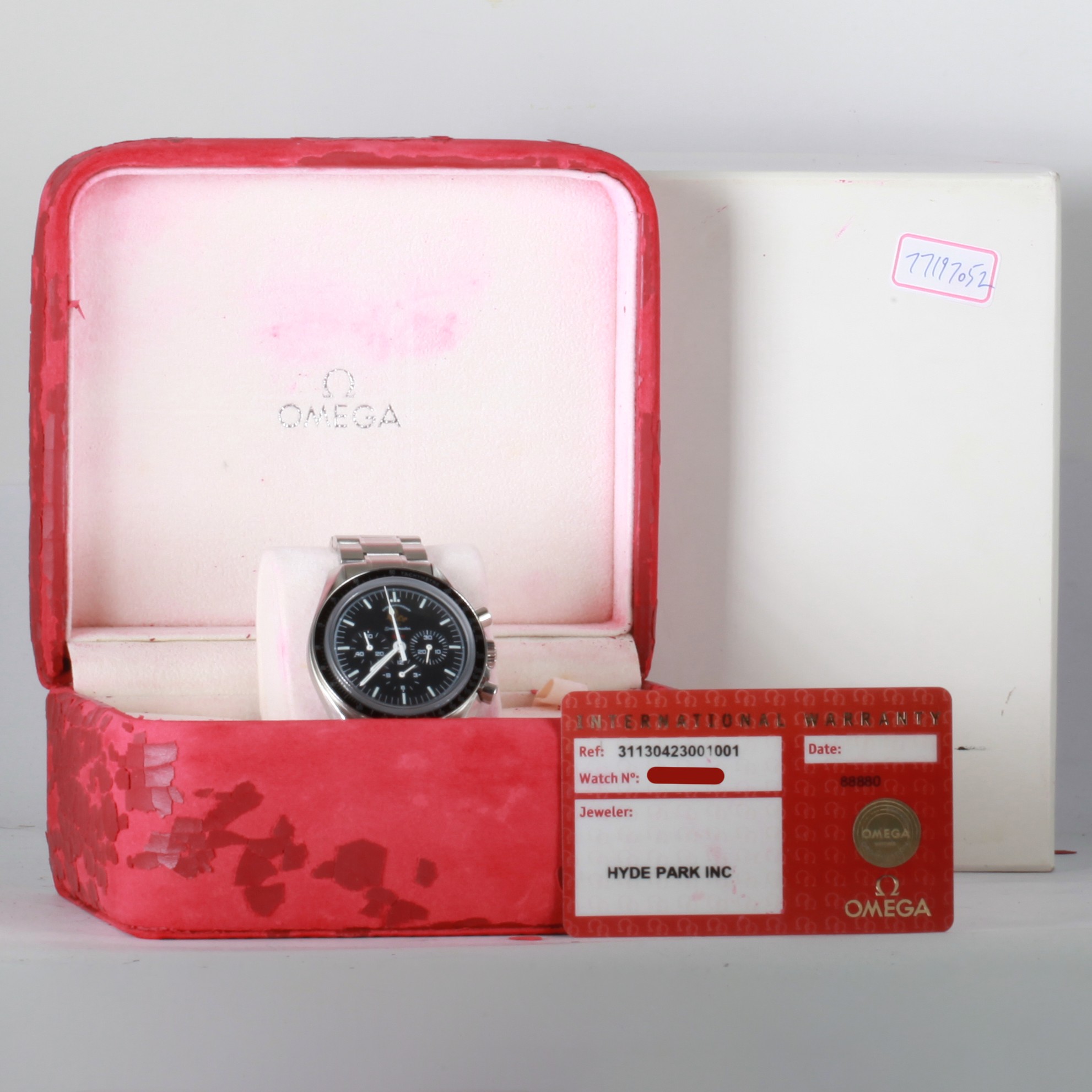 Omega Speedmaster 31130423001001