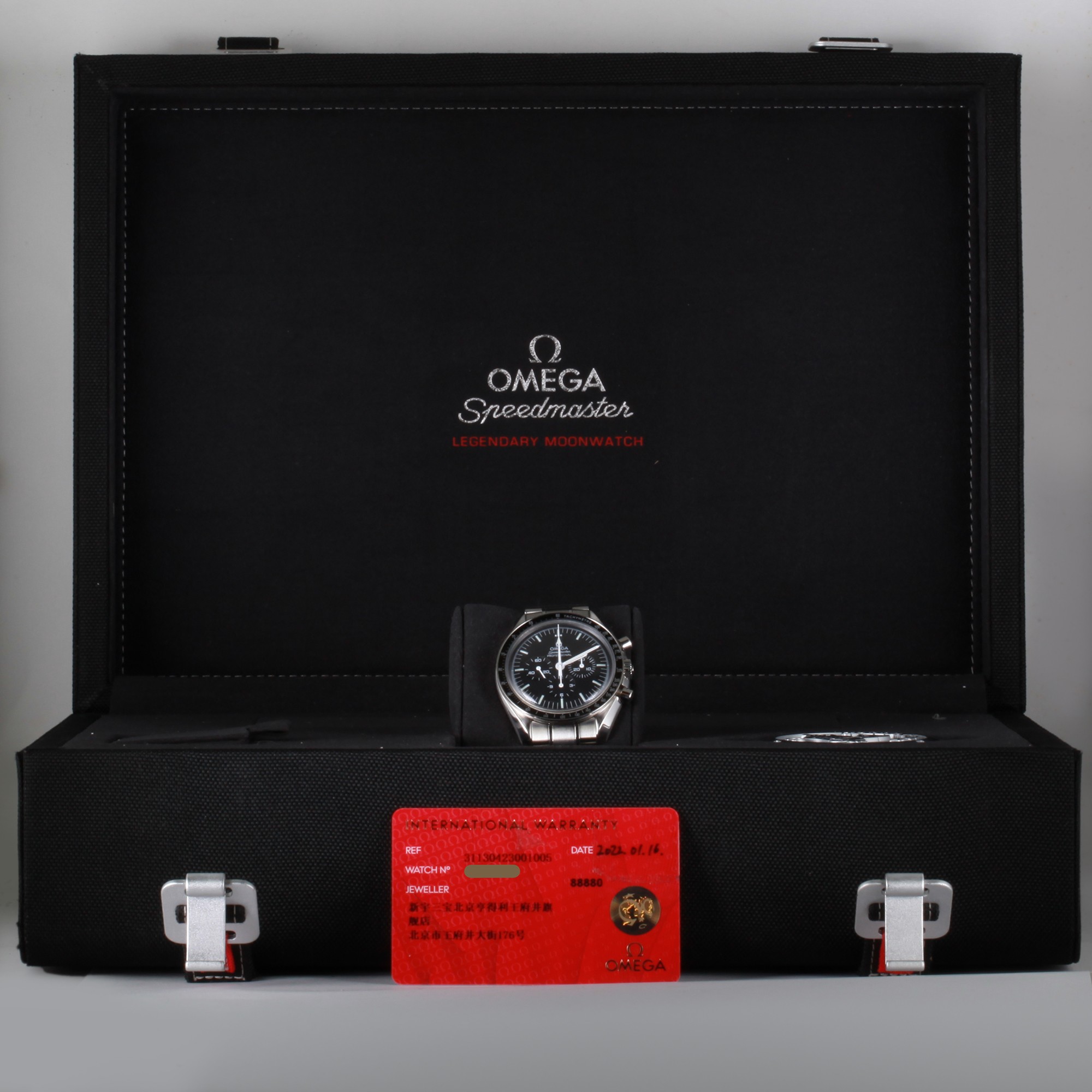 Omega Speedmaster 31130423001005