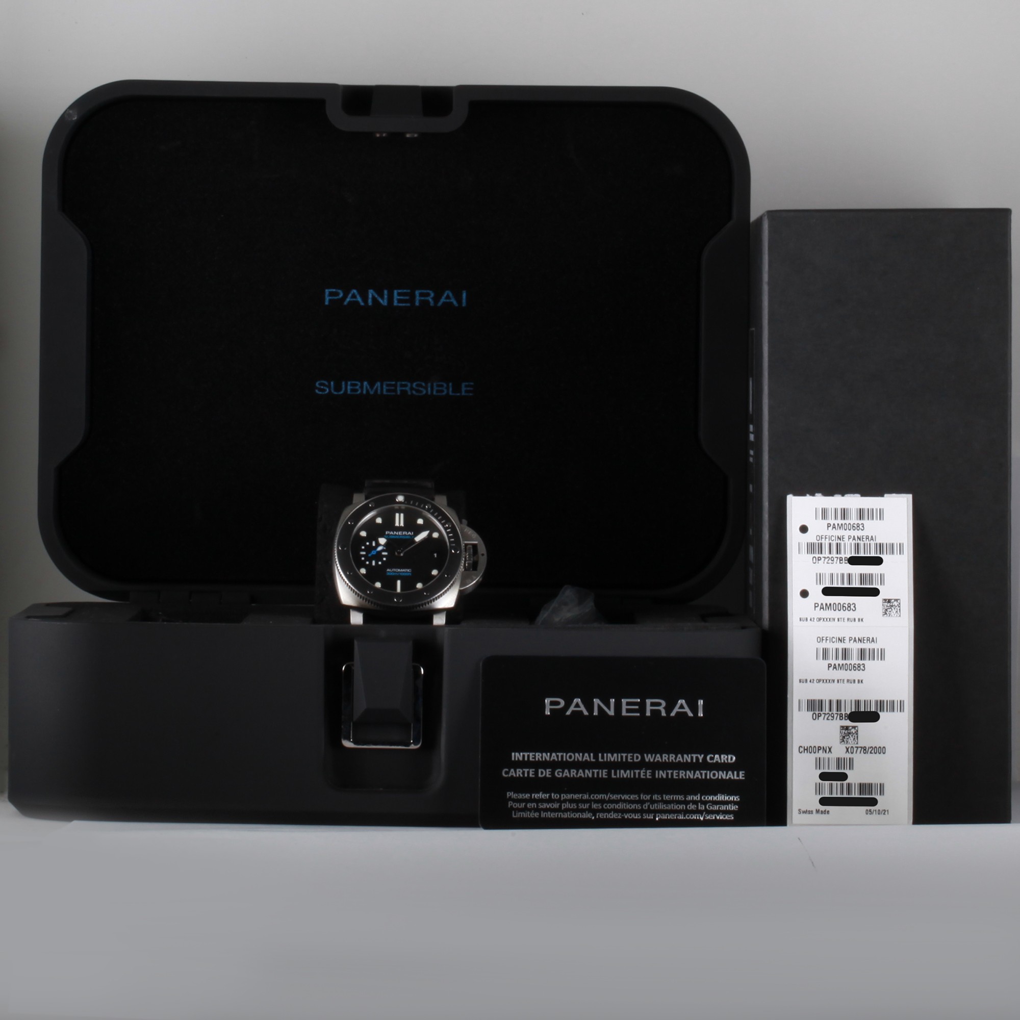 Panerai Submersible PAM00683