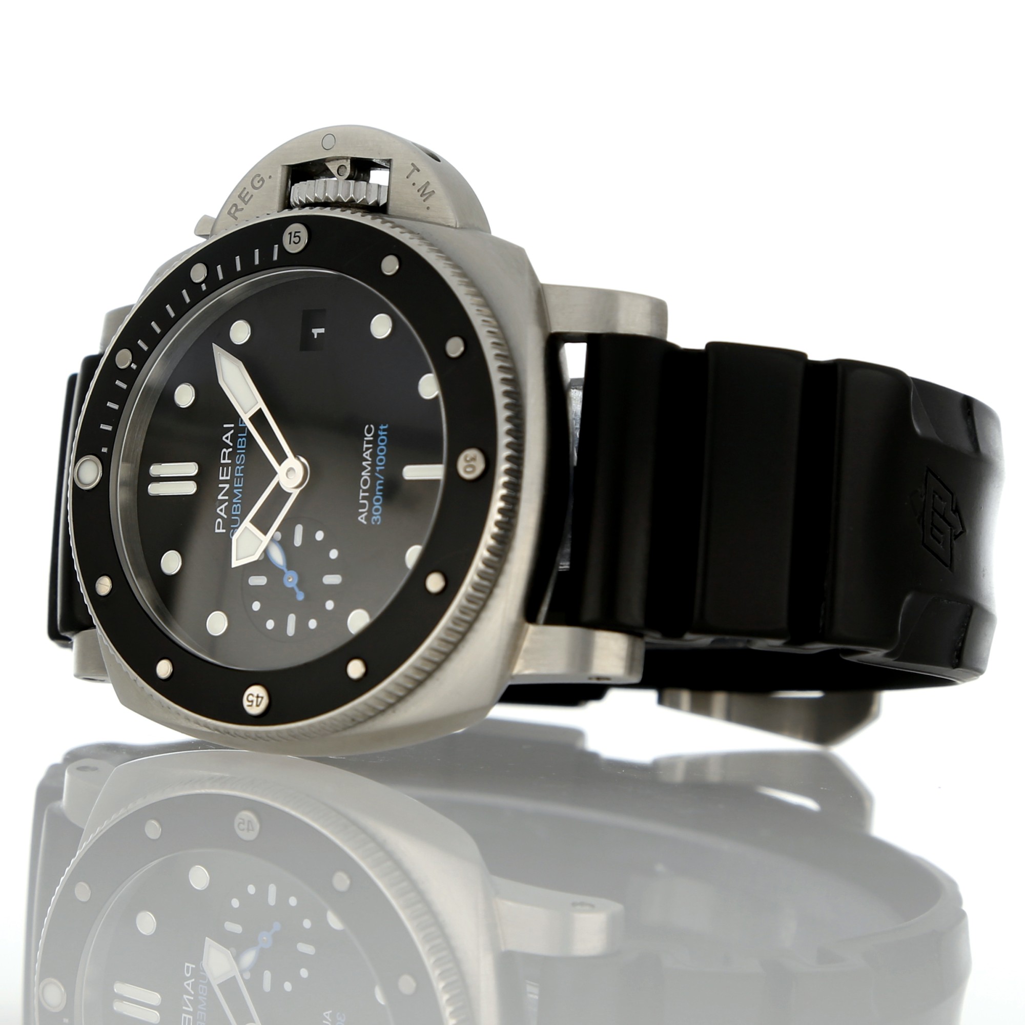 Panerai Submersible PAM00683