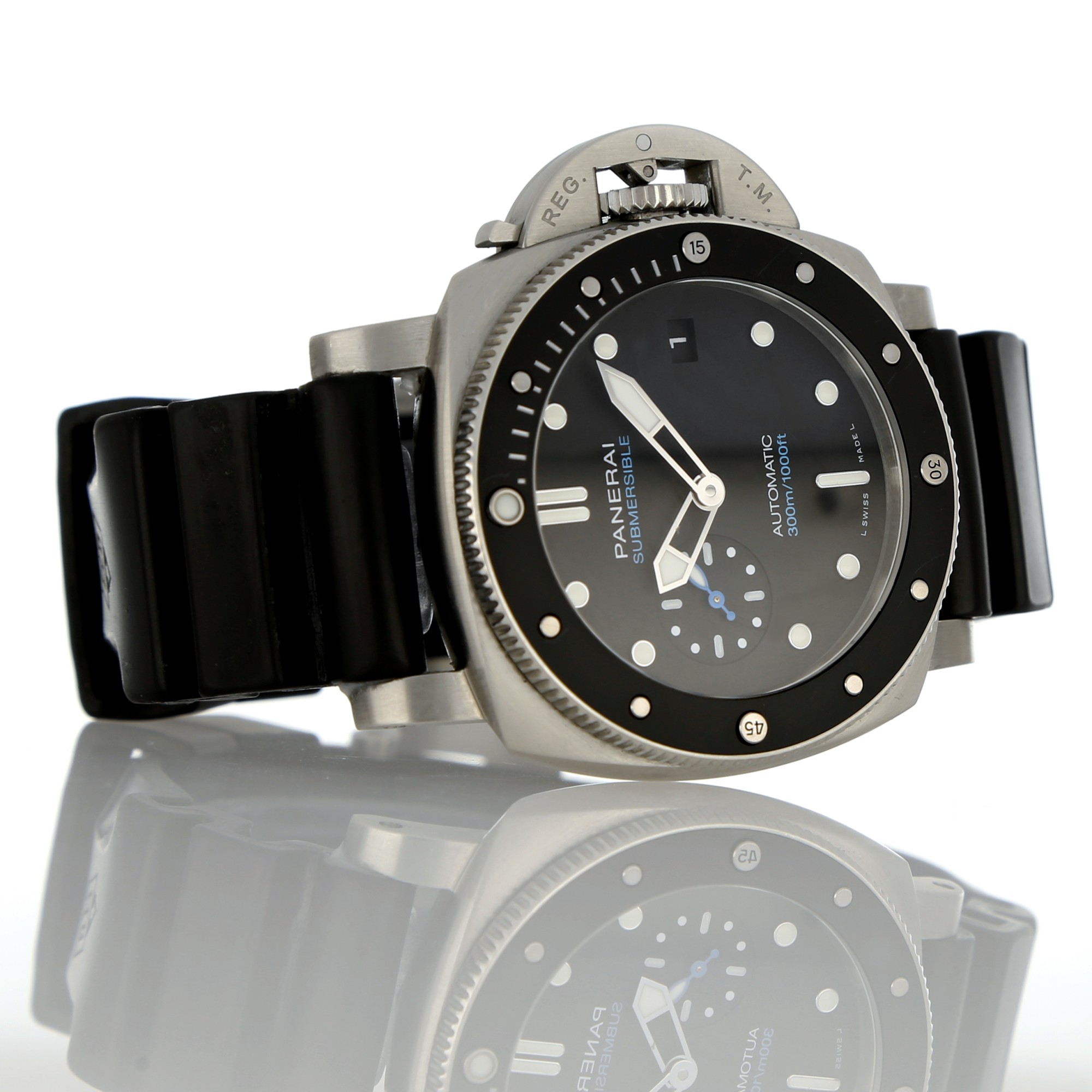 Panerai Submersible PAM00683