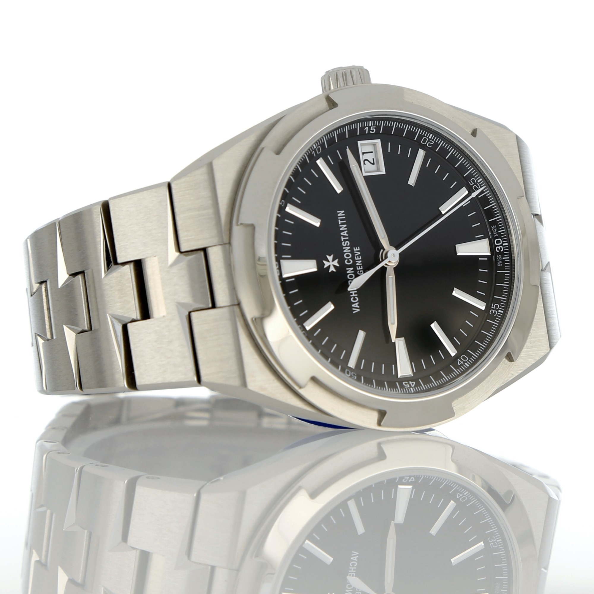 Vacheron Constantin Overseas 4520V/210A-B483