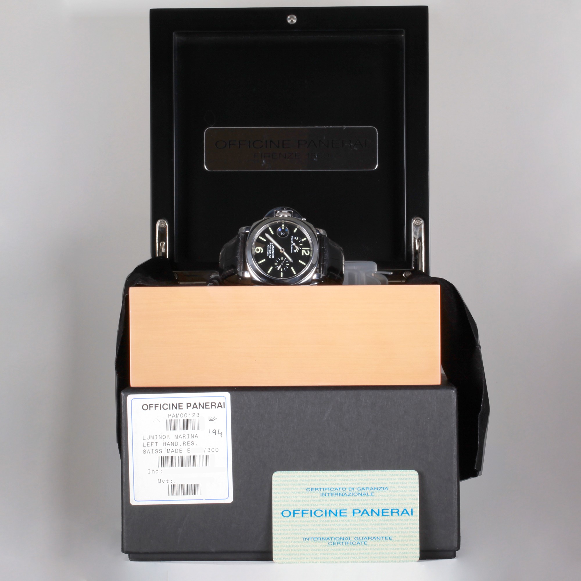 Panerai Luminor PAM00123