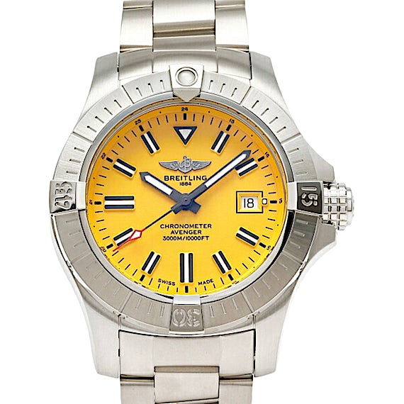 Breitling Avenger A17319101I1A1 Breitling Avenger A17319101I1A1