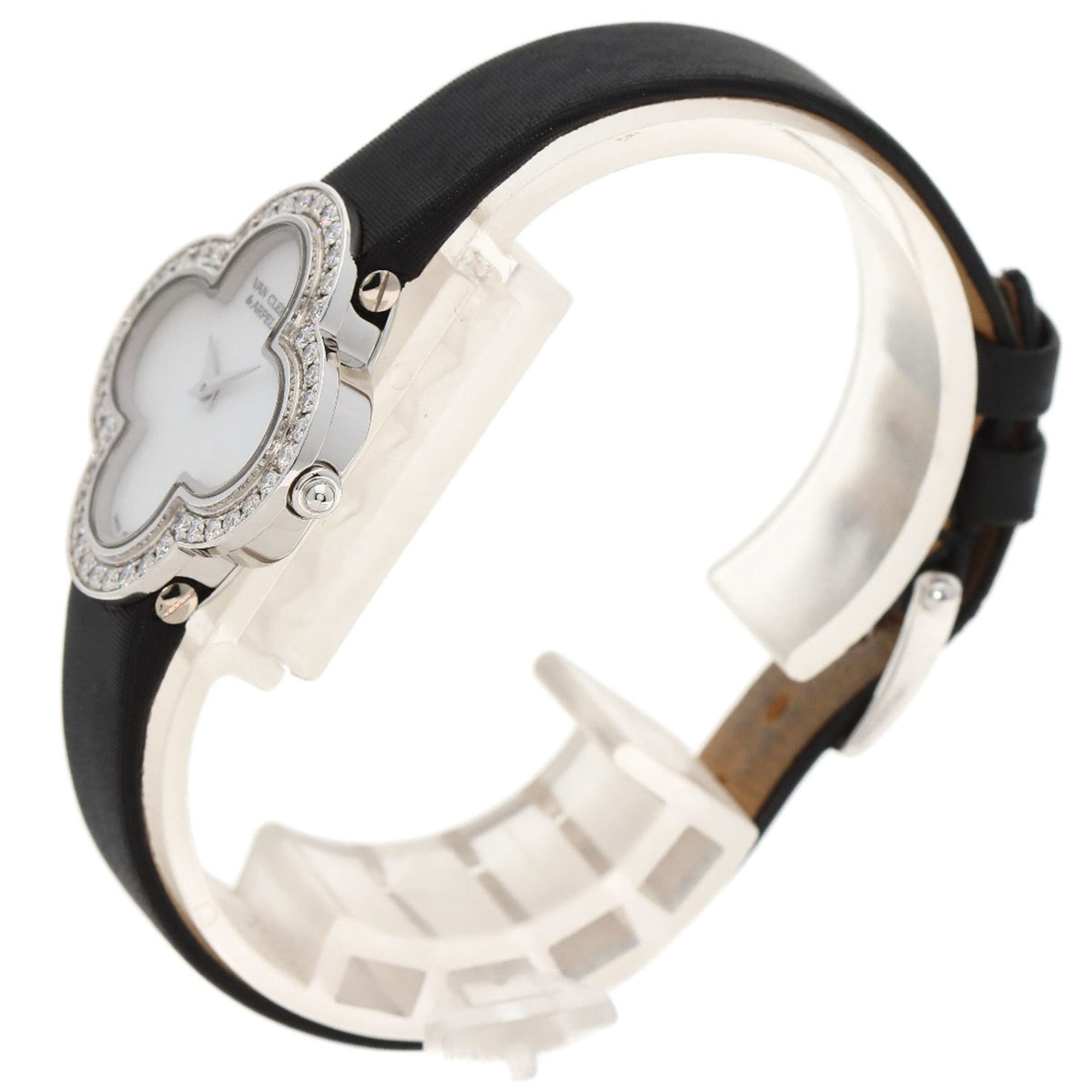 Van Cleef & Arpels Alhambra VCARM95800