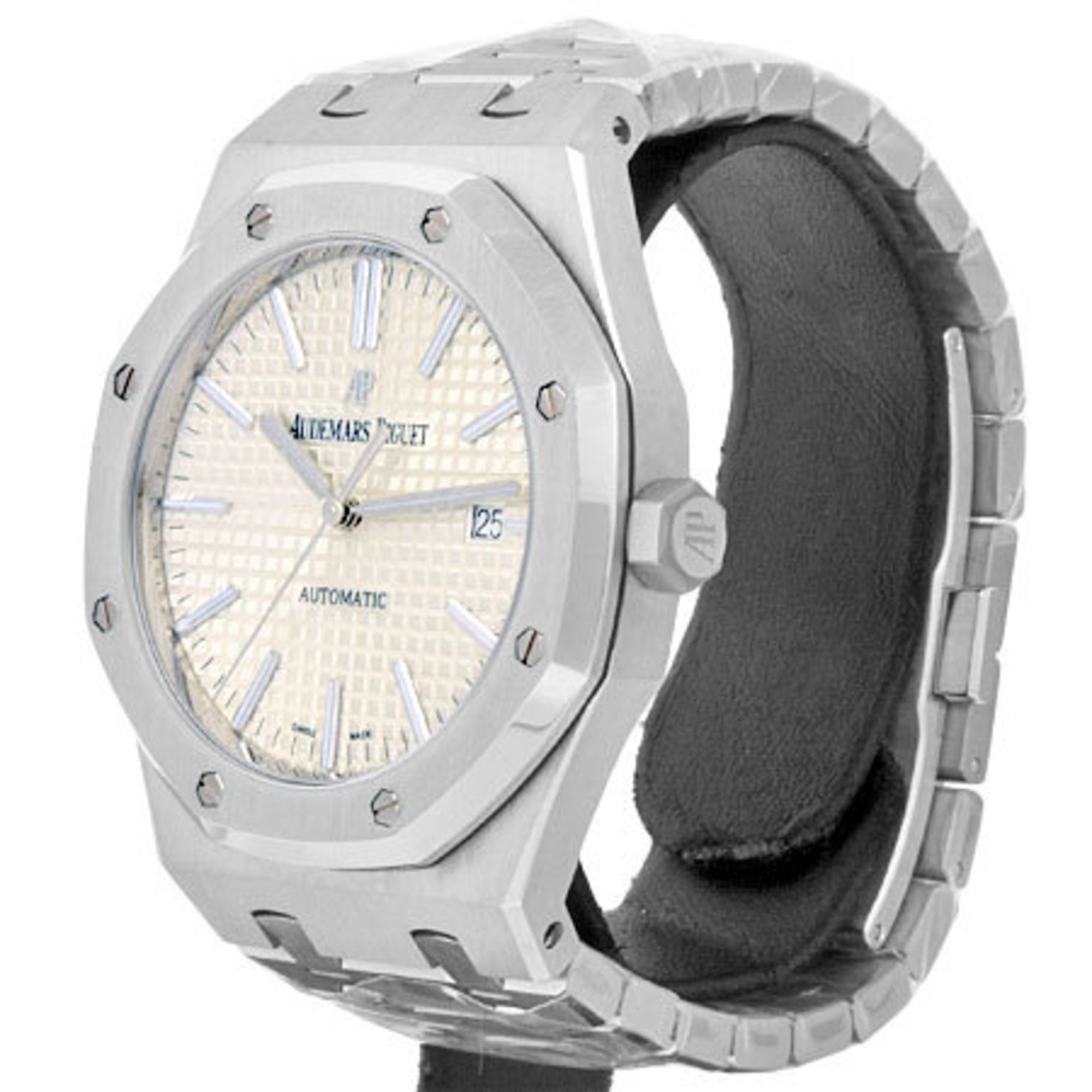 Audemars Piguet Royal Oak 15400ST.OO.1220ST.01
