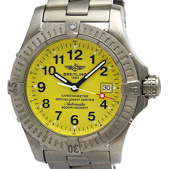 Breitling Avenger E17370 Breitling Avenger E17370