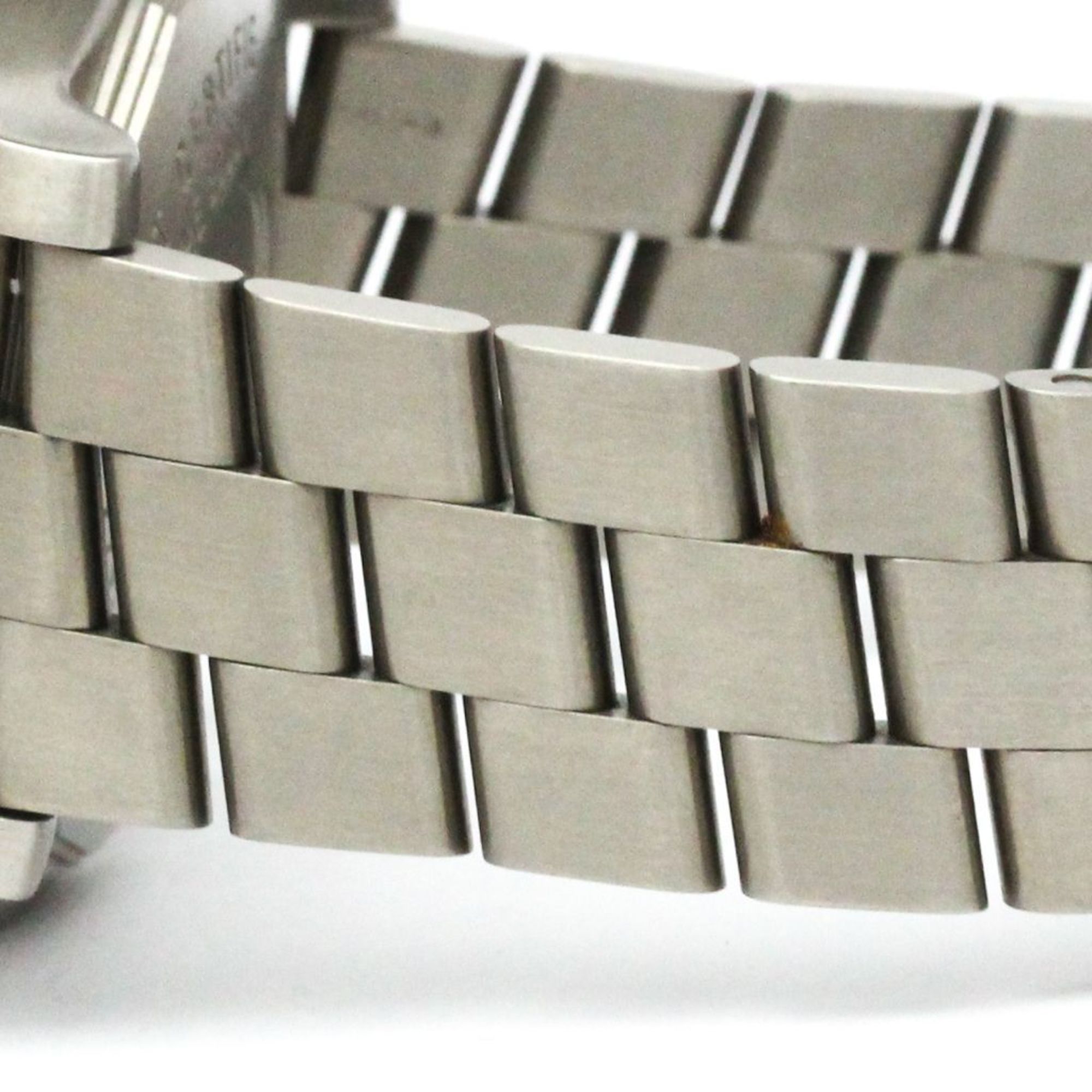 Breitling Avenger E17370