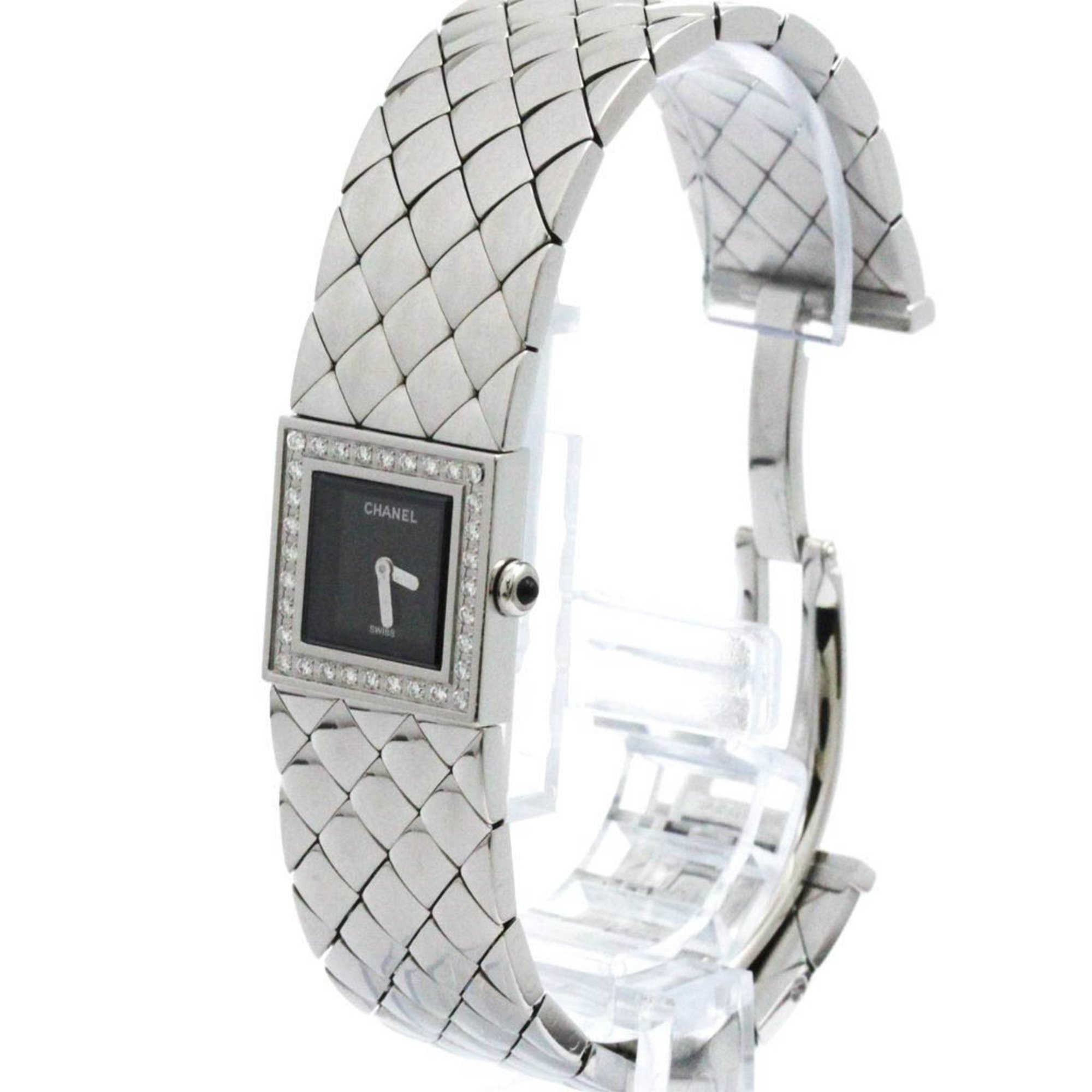 Chanel Matelasse H0489