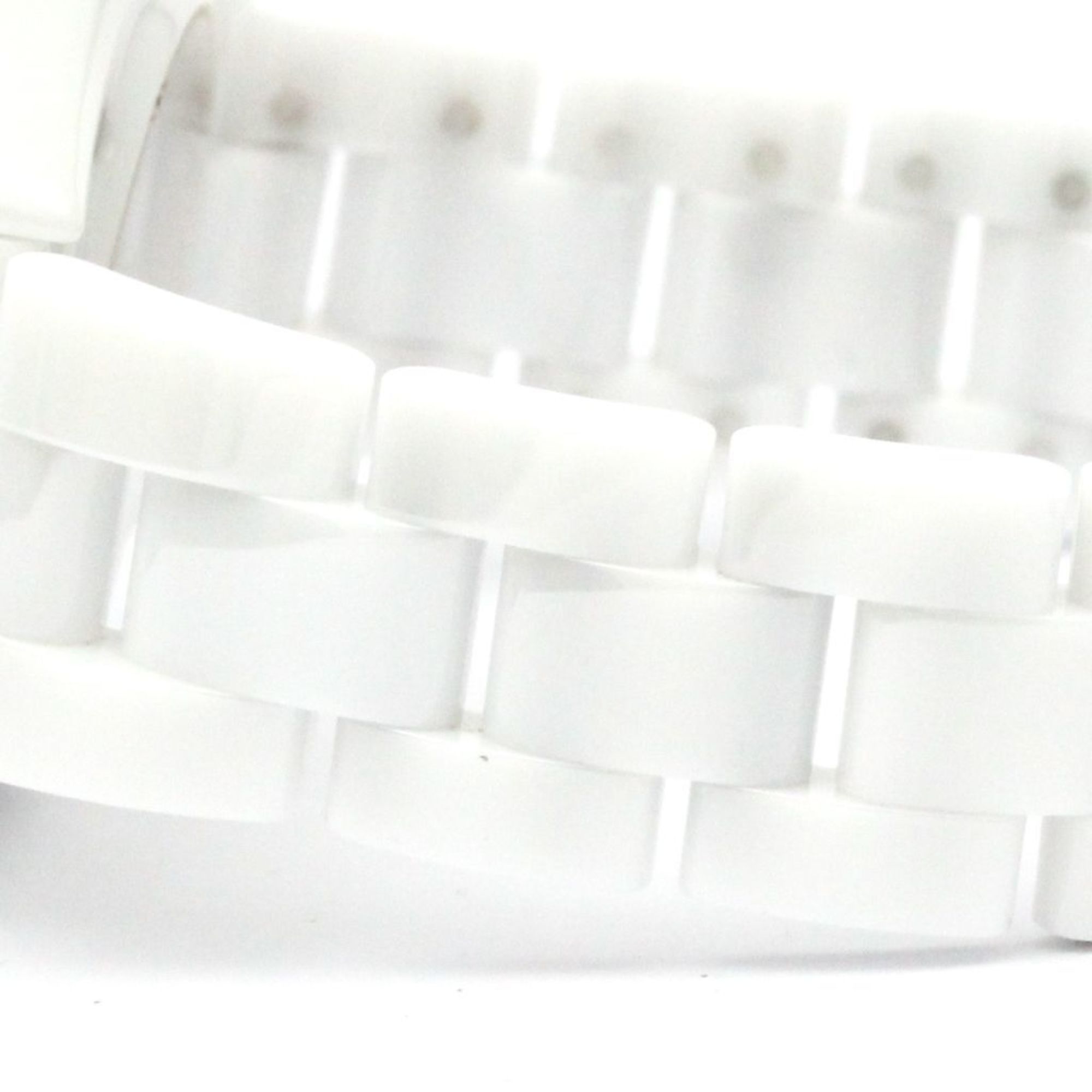 Chanel J12 H6476
