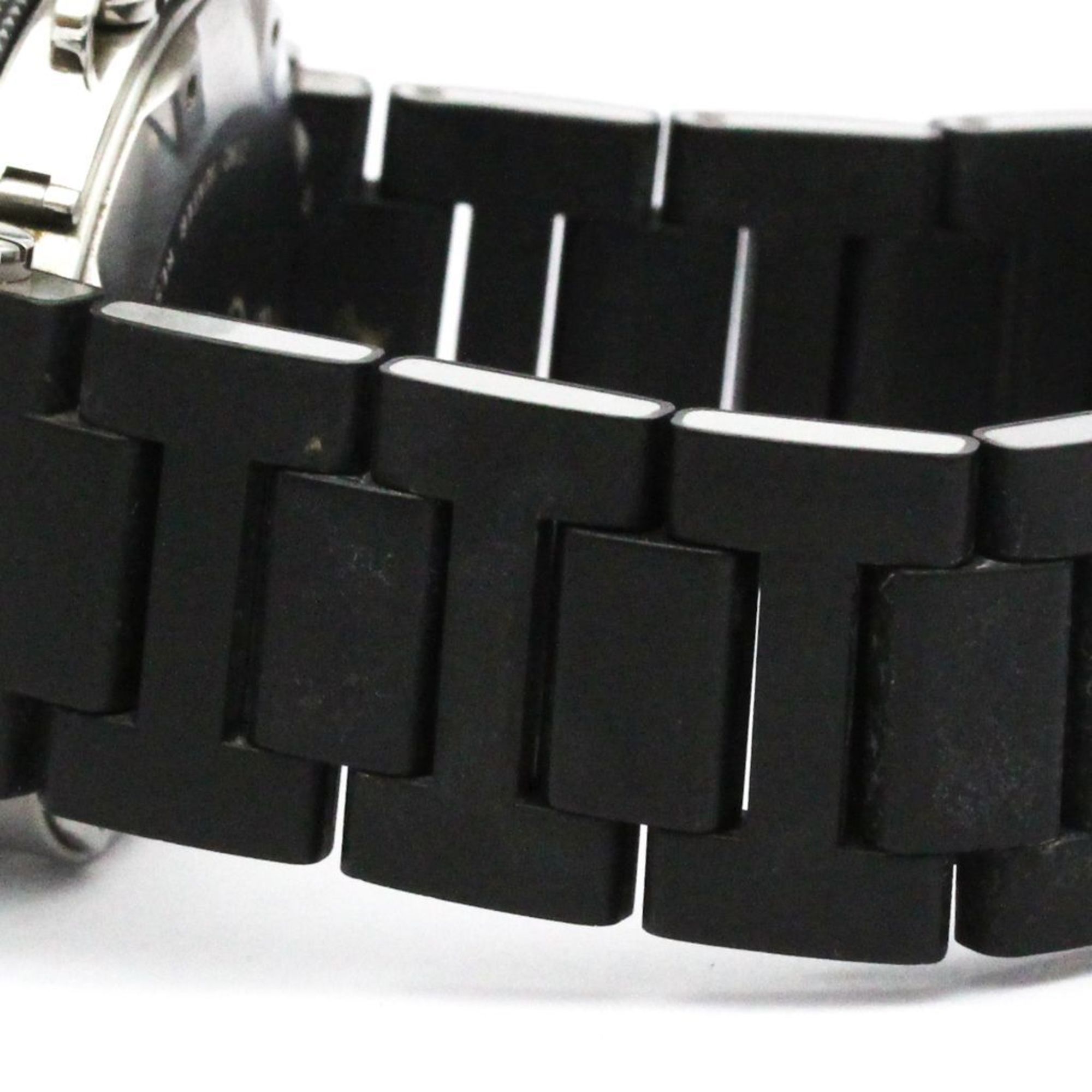 Cartier Pasha W31077U2