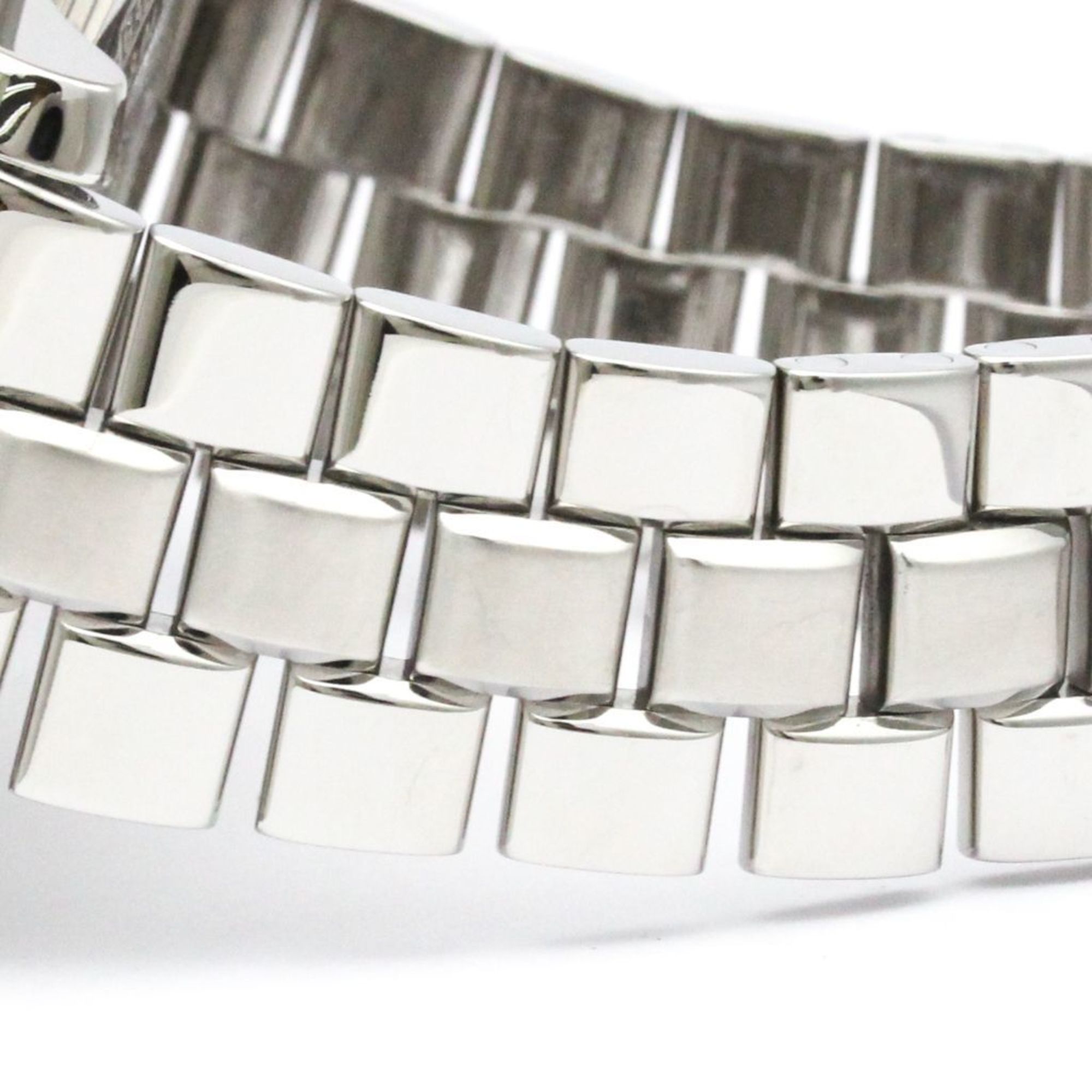 Breitling Avenger A13370