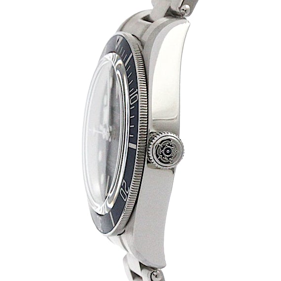 Tudor Black Bay 79030B Tudor Black Bay 79030B