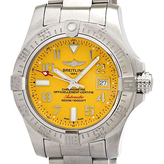 Breitling Avenger A17331 Breitling Avenger A17331