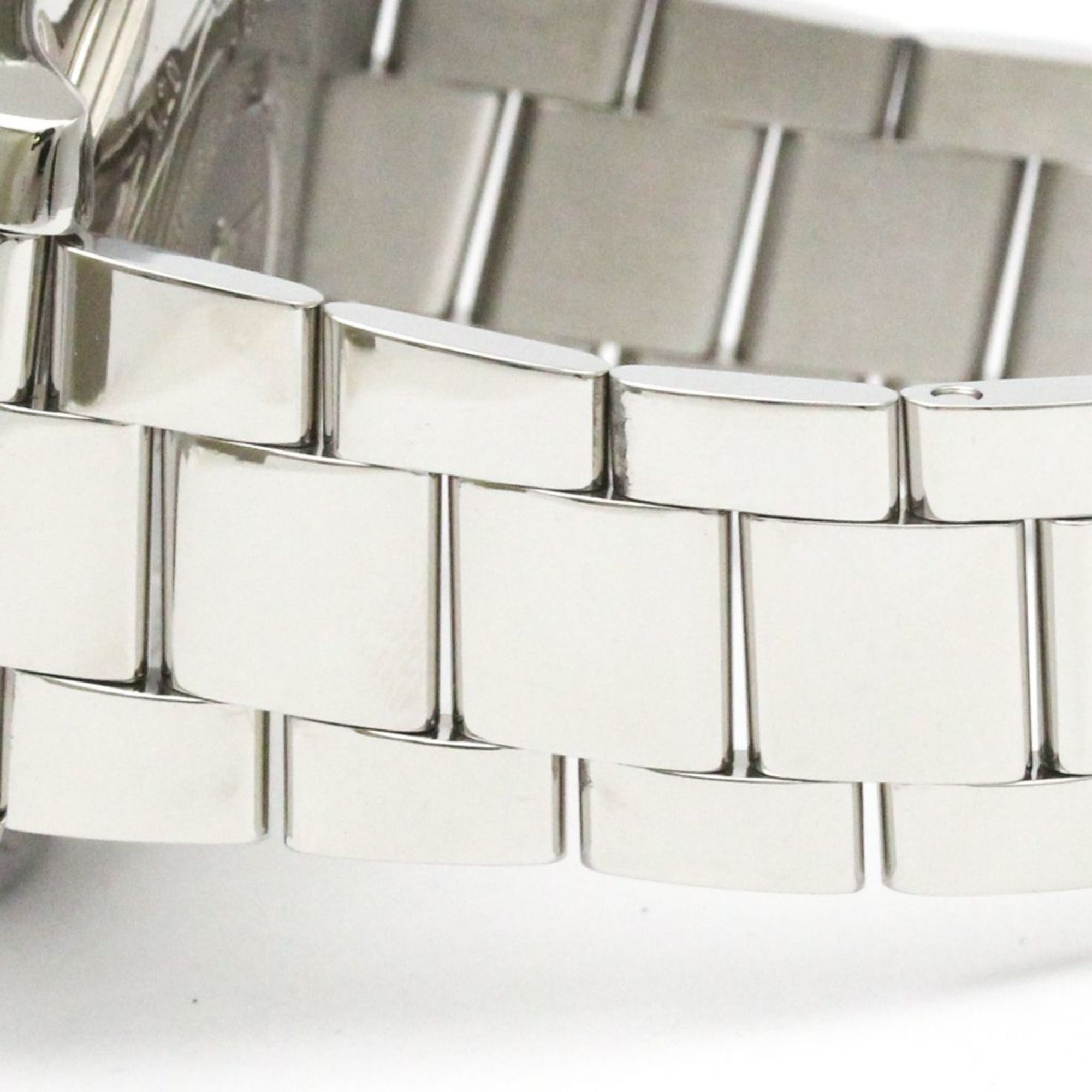 Breitling Avenger A13371