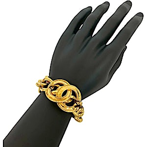 Chanel Vintage Coco Mark Chain Bracelet Bangle RN0000231 Chanel Vintage Coco Mark Chain Bracelet Bangle RN0000231