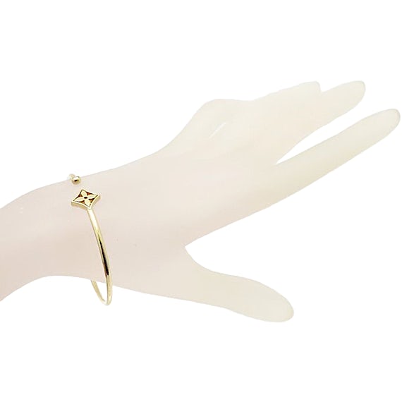 Louis Vuitton Twist Blossom Bangle Bracelet RN0000235 Louis Vuitton Twist Blossom Bangle Bracelet RN0000235