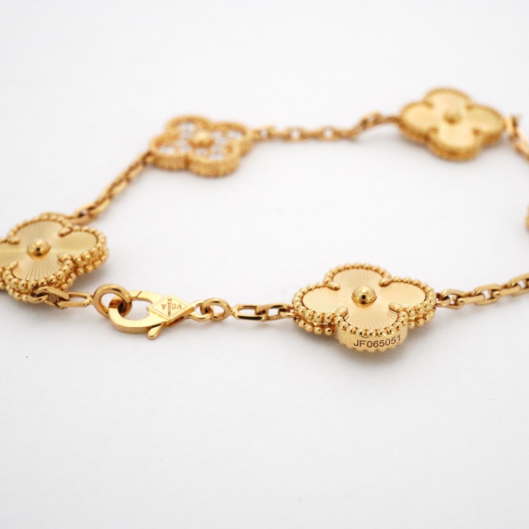 Van Cleef & Arpels Alhambra Guilloched Bracelet RN0000454