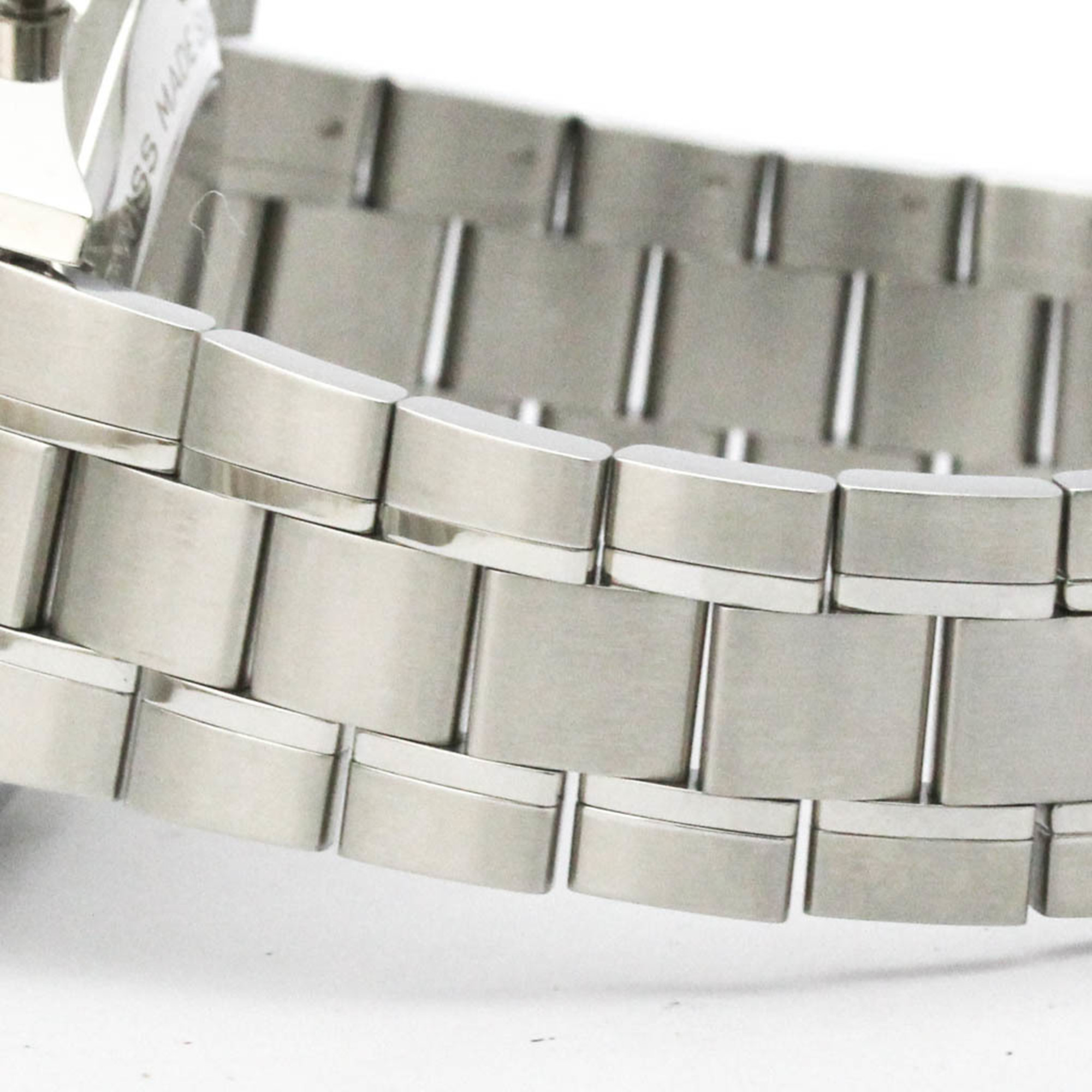 TAG Heuer Carrera CV2011