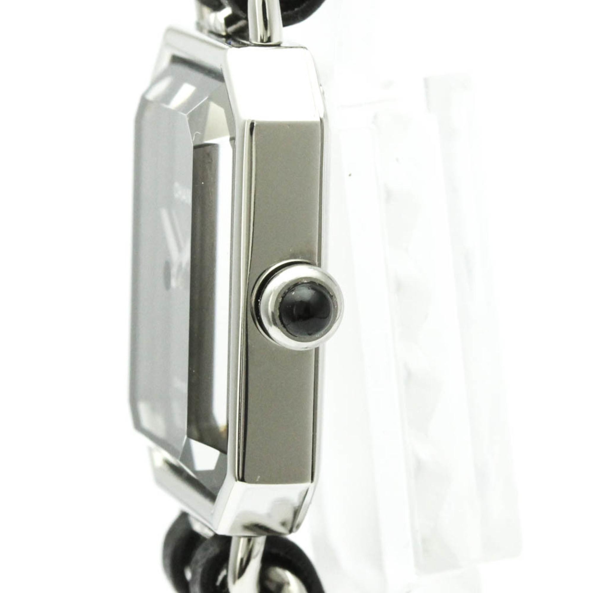 Chanel Premiere H0451