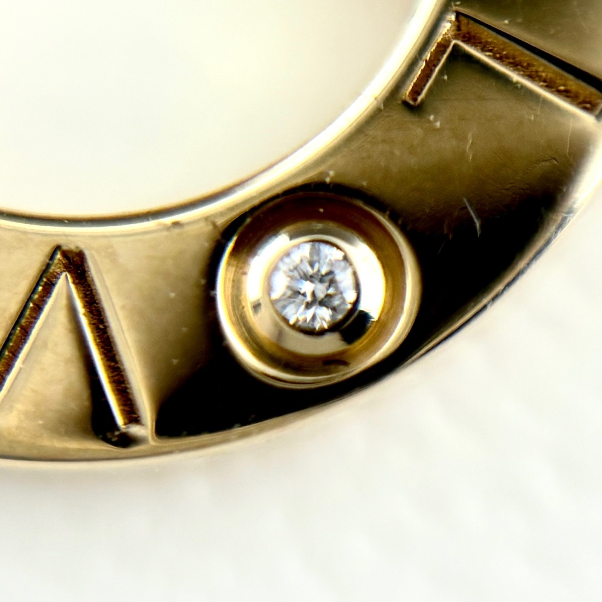 Cartier Love Circle Bracelet RN0000802