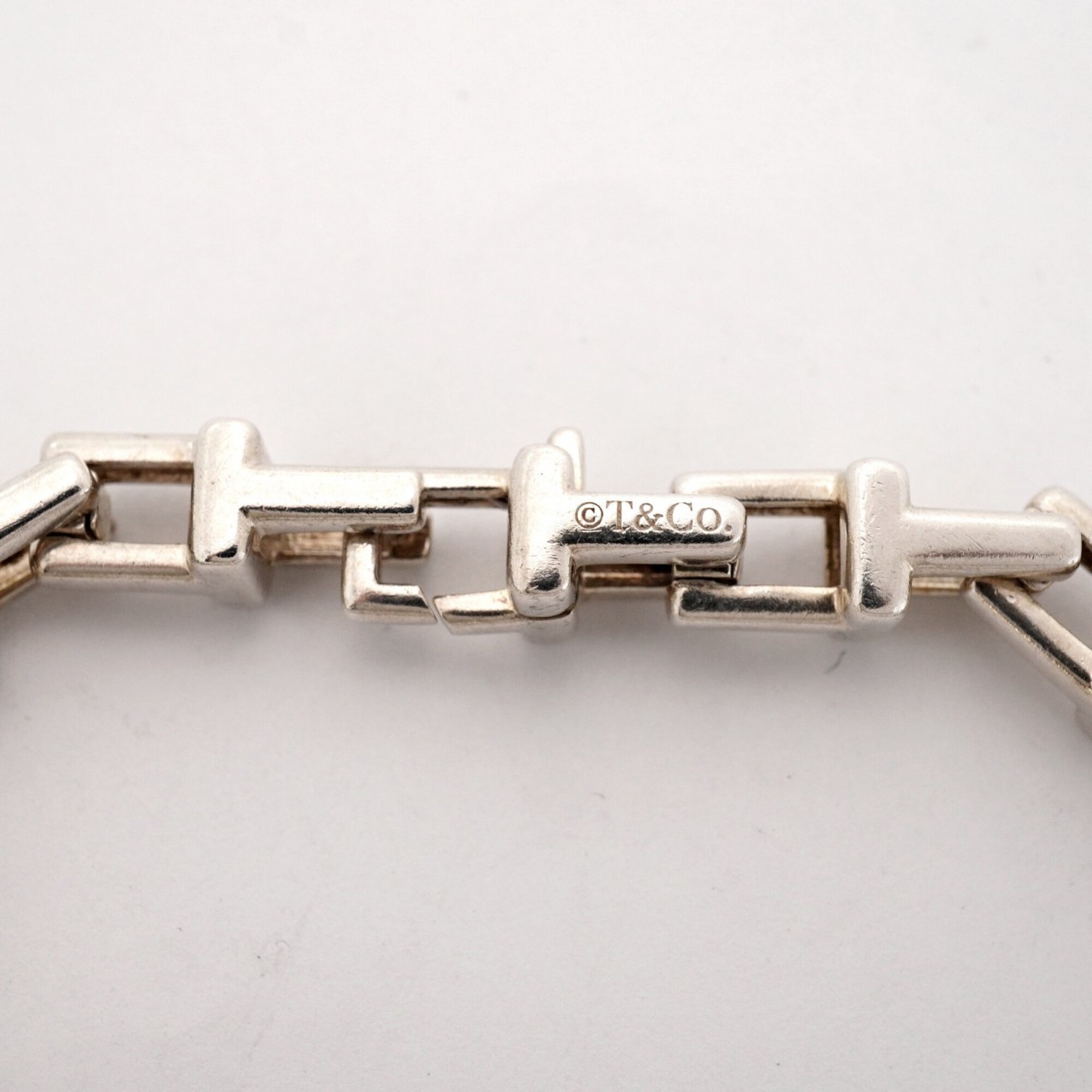 Tiffany T Narrow Bracelet RN0000989